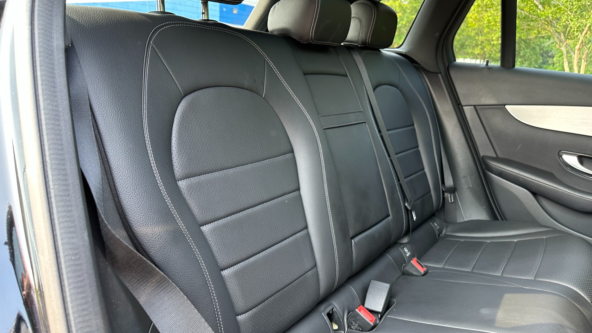 Used 2020 Mercedes-Benz GLC 300 / NAVIGATION / HEATED SEATS / BACKUP CAMERA for sale $34,495 at Formula Imports in Charlotte NC 28227 30