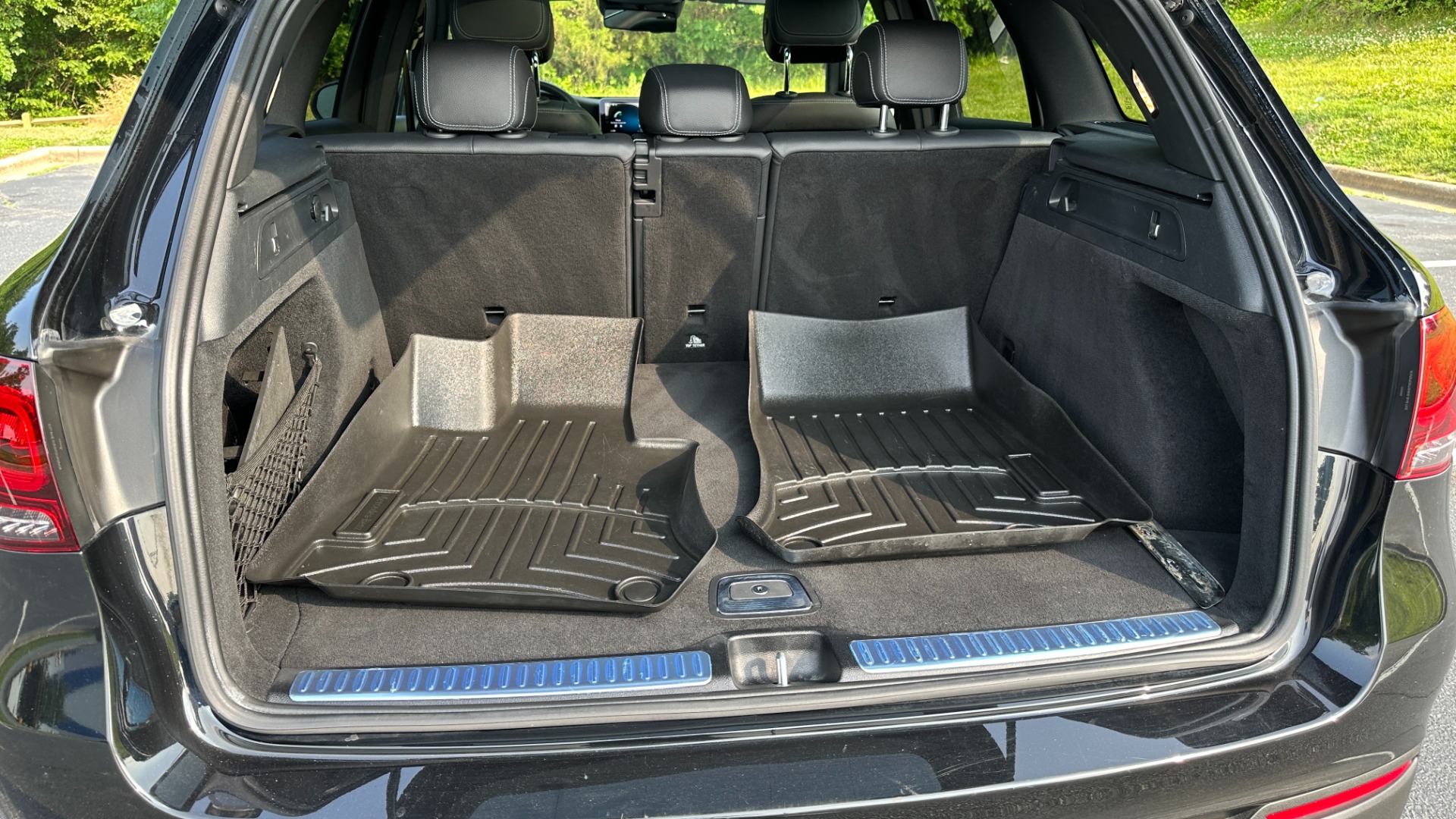 Used 2020 Mercedes-Benz GLC 300 / NAVIGATION / HEATED SEATS / BACKUP CAMERA for sale $34,495 at Formula Imports in Charlotte NC 28227 37