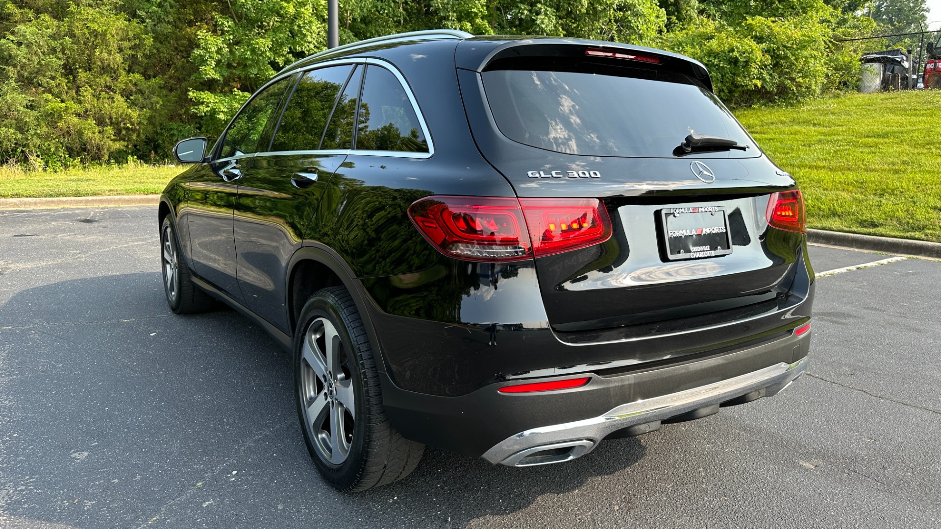 Used 2020 Mercedes-Benz GLC 300 / NAVIGATION / HEATED SEATS / BACKUP CAMERA for sale $34,495 at Formula Imports in Charlotte NC 28227 8