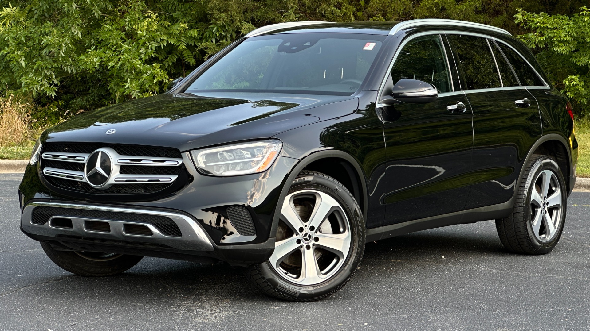 Used 2020 Mercedes-Benz GLC 300 / NAVIGATION / HEATED SEATS / BACKUP CAMERA for sale Sold at Formula Imports in Charlotte NC 28227 1