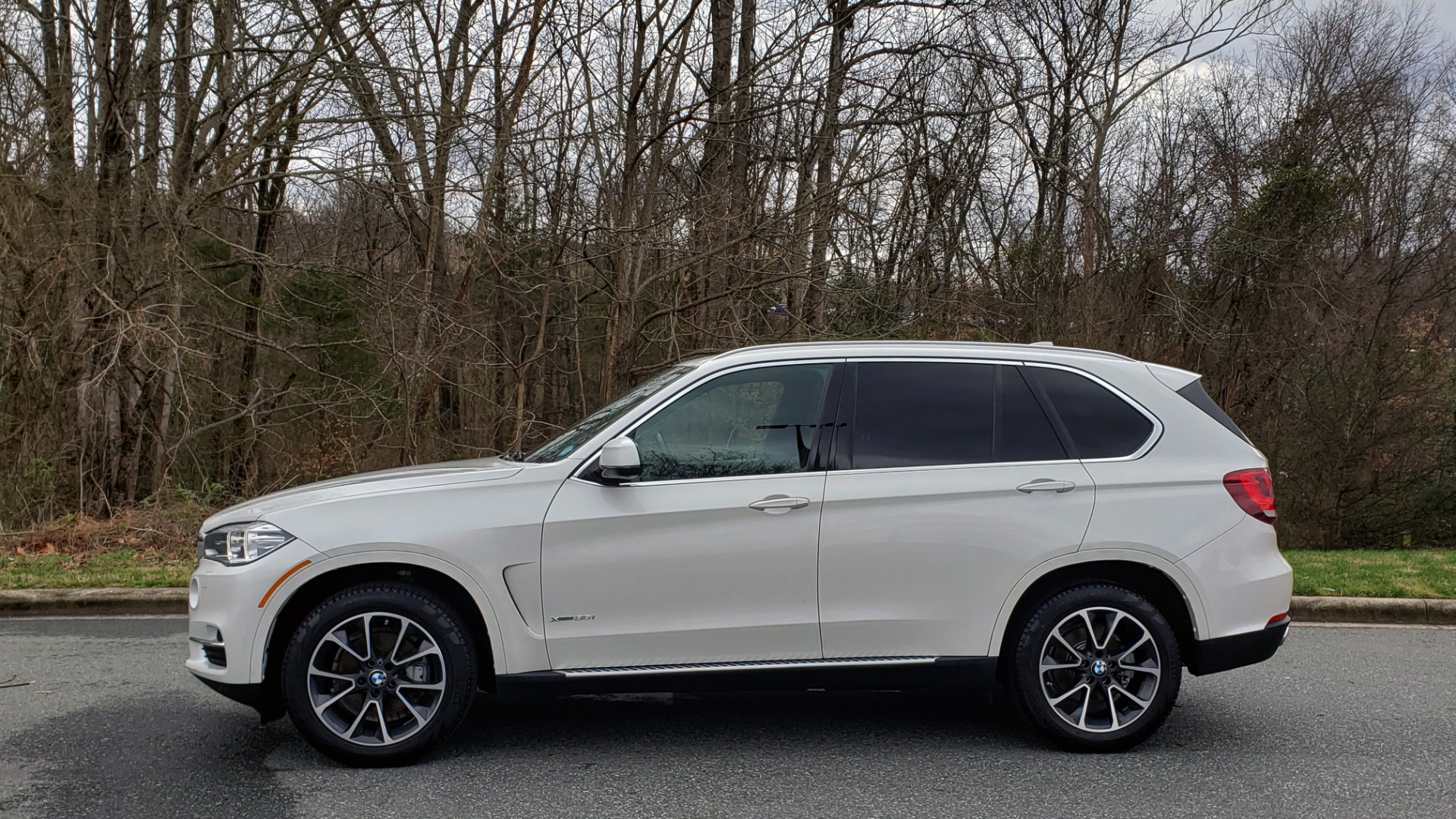 Used 2017 BMW X5 XDRIVE35I / NAV / HUD / DRVR ASST / SUNROOF / REARVIEW for sale Sold at Formula Imports in Charlotte NC 28227 2