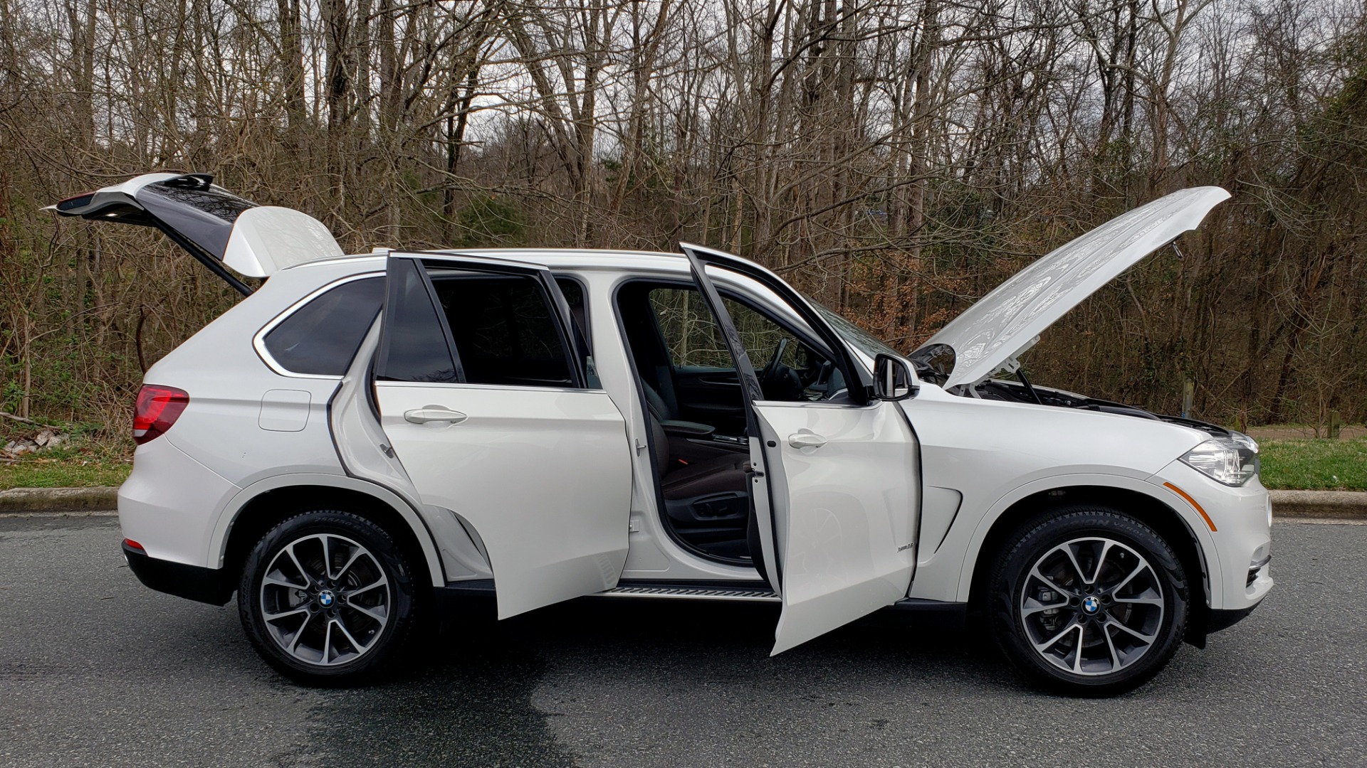 Used 2017 BMW X5 XDRIVE35I / NAV / HUD / DRVR ASST / SUNROOF / REARVIEW for sale Sold at Formula Imports in Charlotte NC 28227 9