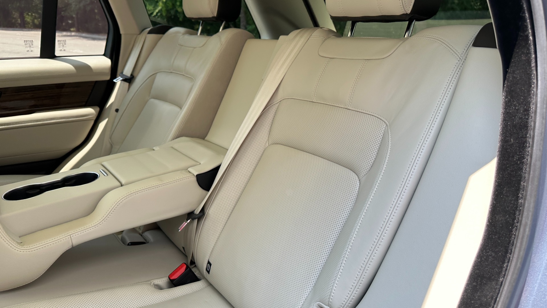 Used 2019 Land Rover Range Rover SUPERCHARGED / 22IN WHEELS / MERIDIAN SOUND / ATLAS ACCENTS for sale Sold at Formula Imports in Charlotte NC 28227 23