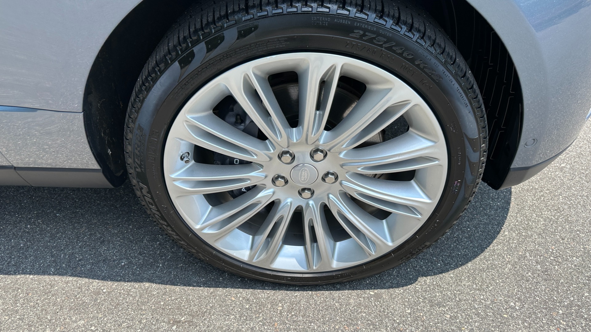 Used 2019 Land Rover Range Rover SUPERCHARGED / 22IN WHEELS / MERIDIAN SOUND / ATLAS ACCENTS for sale Sold at Formula Imports in Charlotte NC 28227 44