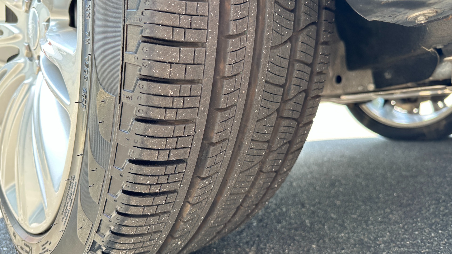 Used 2019 Land Rover Range Rover SUPERCHARGED / 22IN WHEELS / MERIDIAN SOUND / ATLAS ACCENTS for sale Sold at Formula Imports in Charlotte NC 28227 49