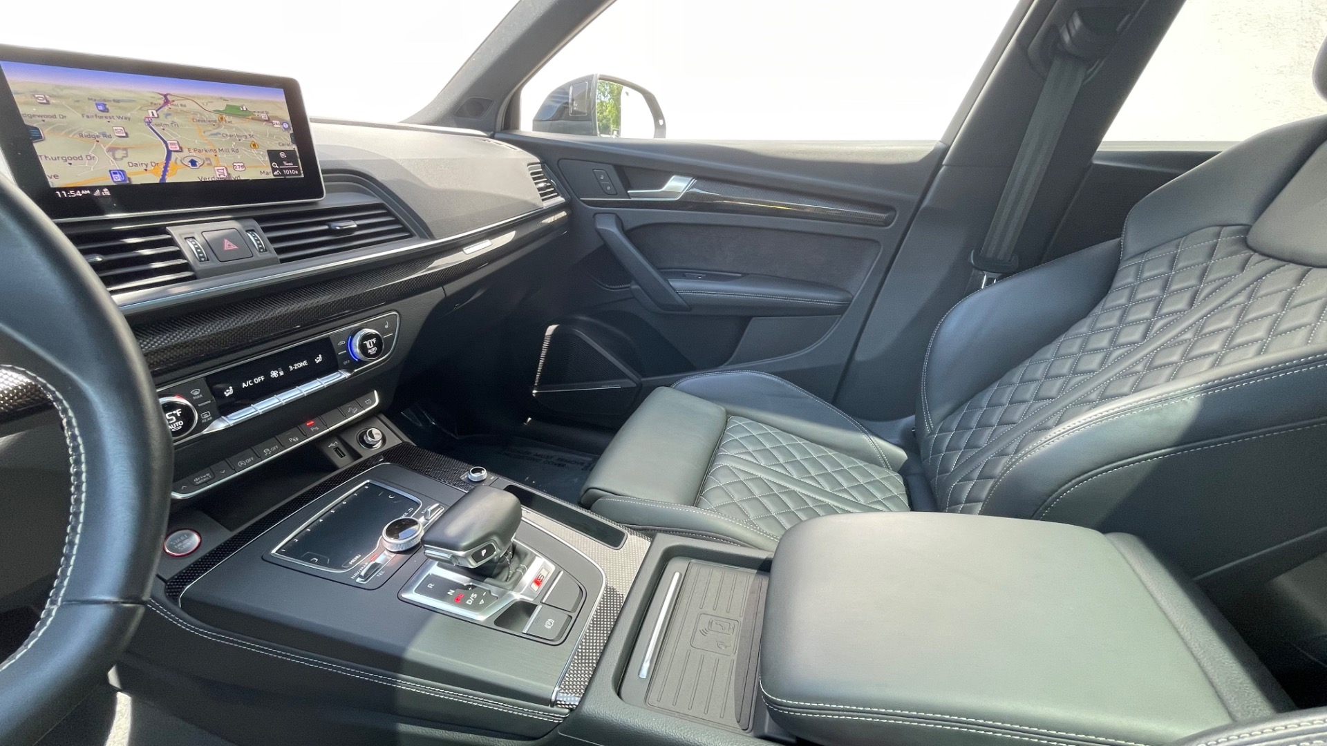 Used 2020 Audi SQ5 Prestige for sale Sold at Formula Imports in Charlotte NC 28227 20