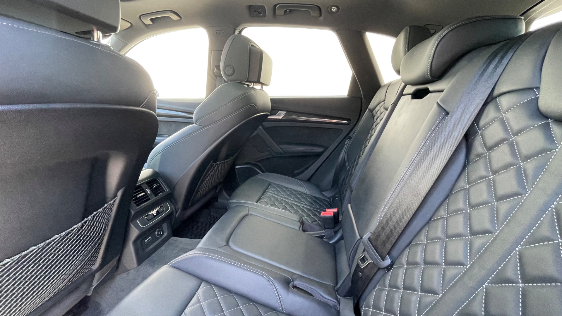 Used 2020 Audi SQ5 Prestige for sale Sold at Formula Imports in Charlotte NC 28227 25