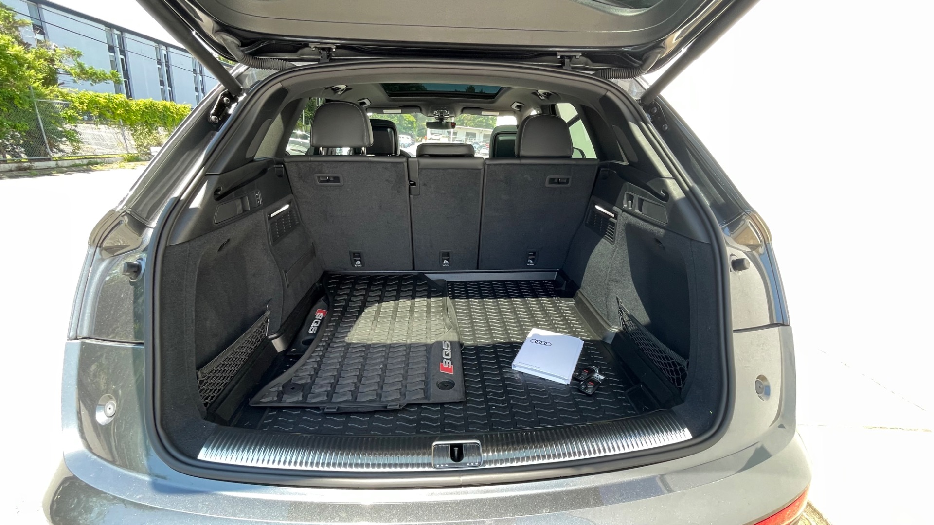 Used 2020 Audi SQ5 Prestige for sale Sold at Formula Imports in Charlotte NC 28227 35