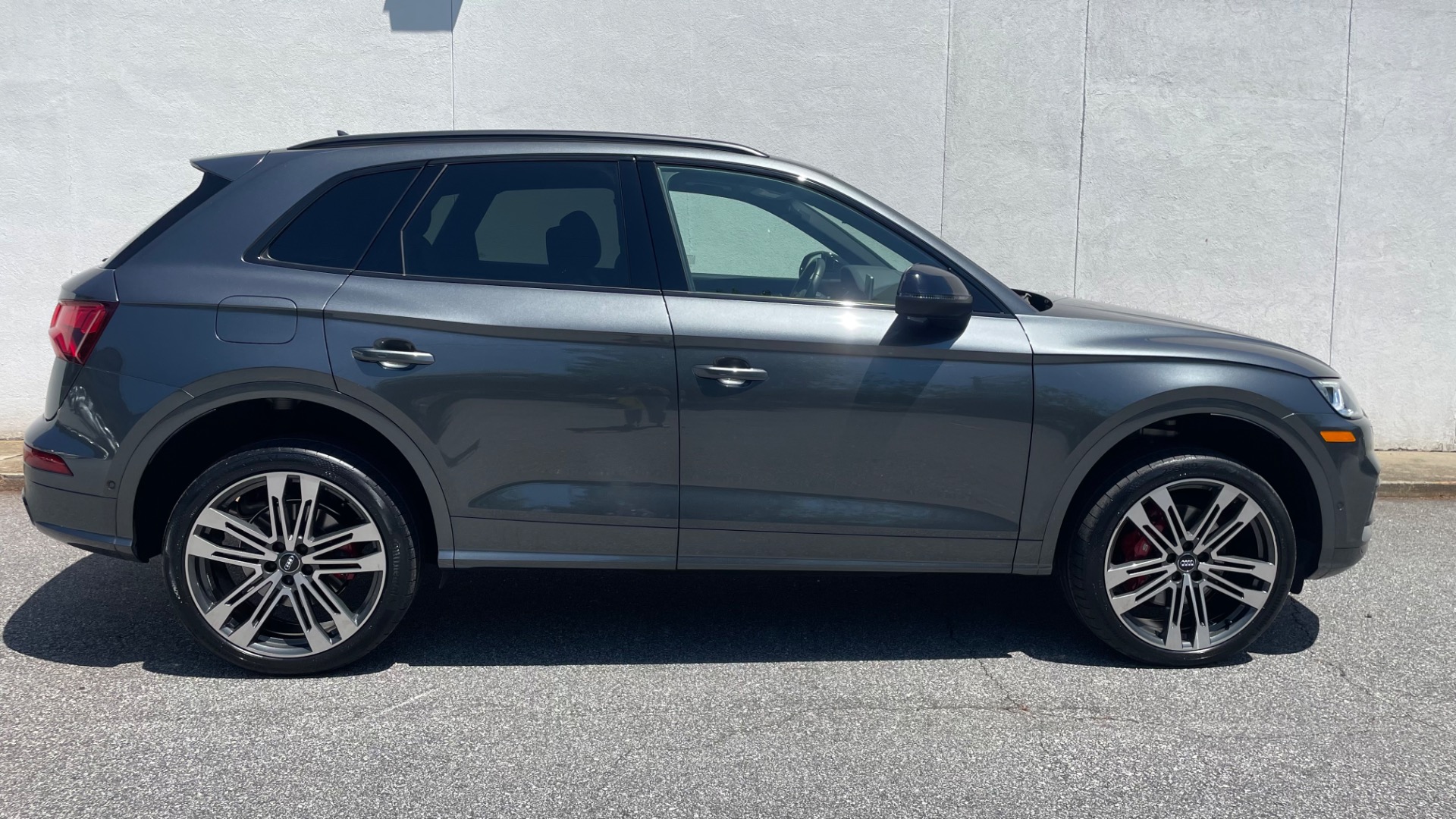 Used 2020 Audi SQ5 Prestige for sale Sold at Formula Imports in Charlotte NC 28227 8