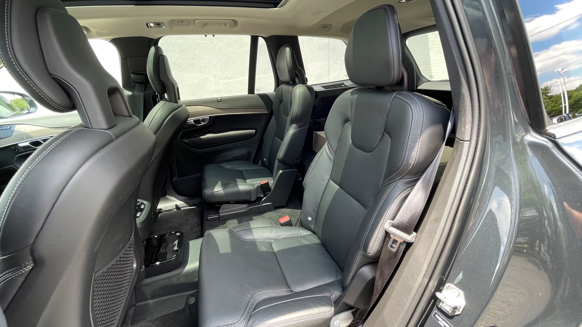 Used 2021 Volvo XC90 Inscription for sale $49,795 at Formula Imports in Charlotte NC 28227 29