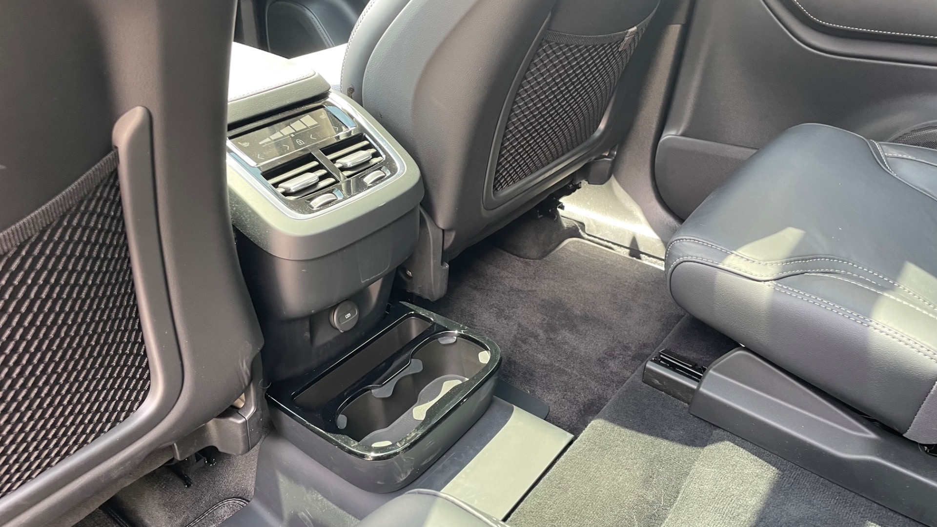 Used 2021 Volvo XC90 Inscription for sale $49,795 at Formula Imports in Charlotte NC 28227 30