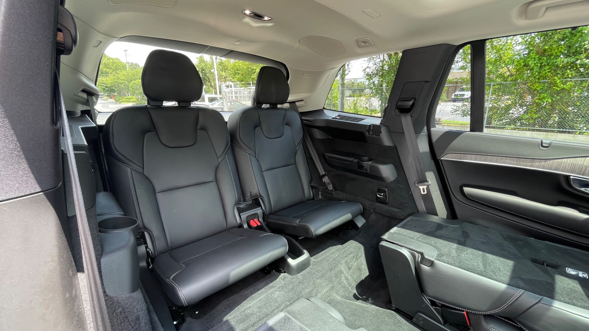 Used 2021 Volvo XC90 Inscription for sale $49,795 at Formula Imports in Charlotte NC 28227 34