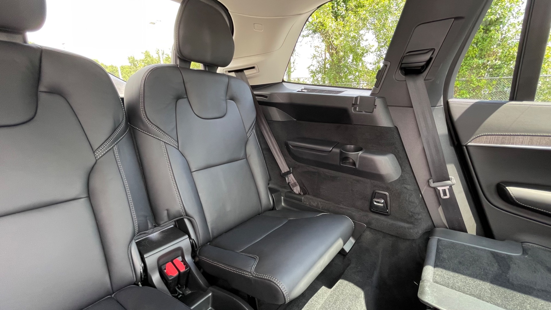 Used 2021 Volvo XC90 Inscription for sale $49,795 at Formula Imports in Charlotte NC 28227 35