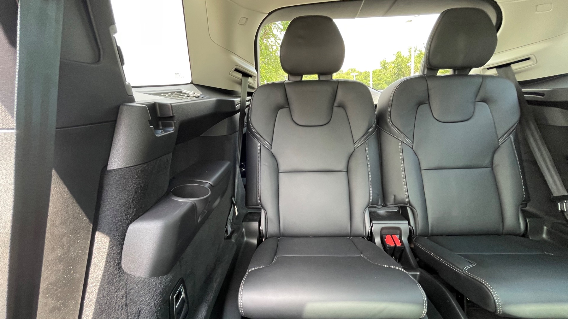 Used 2021 Volvo XC90 Inscription for sale $49,795 at Formula Imports in Charlotte NC 28227 37