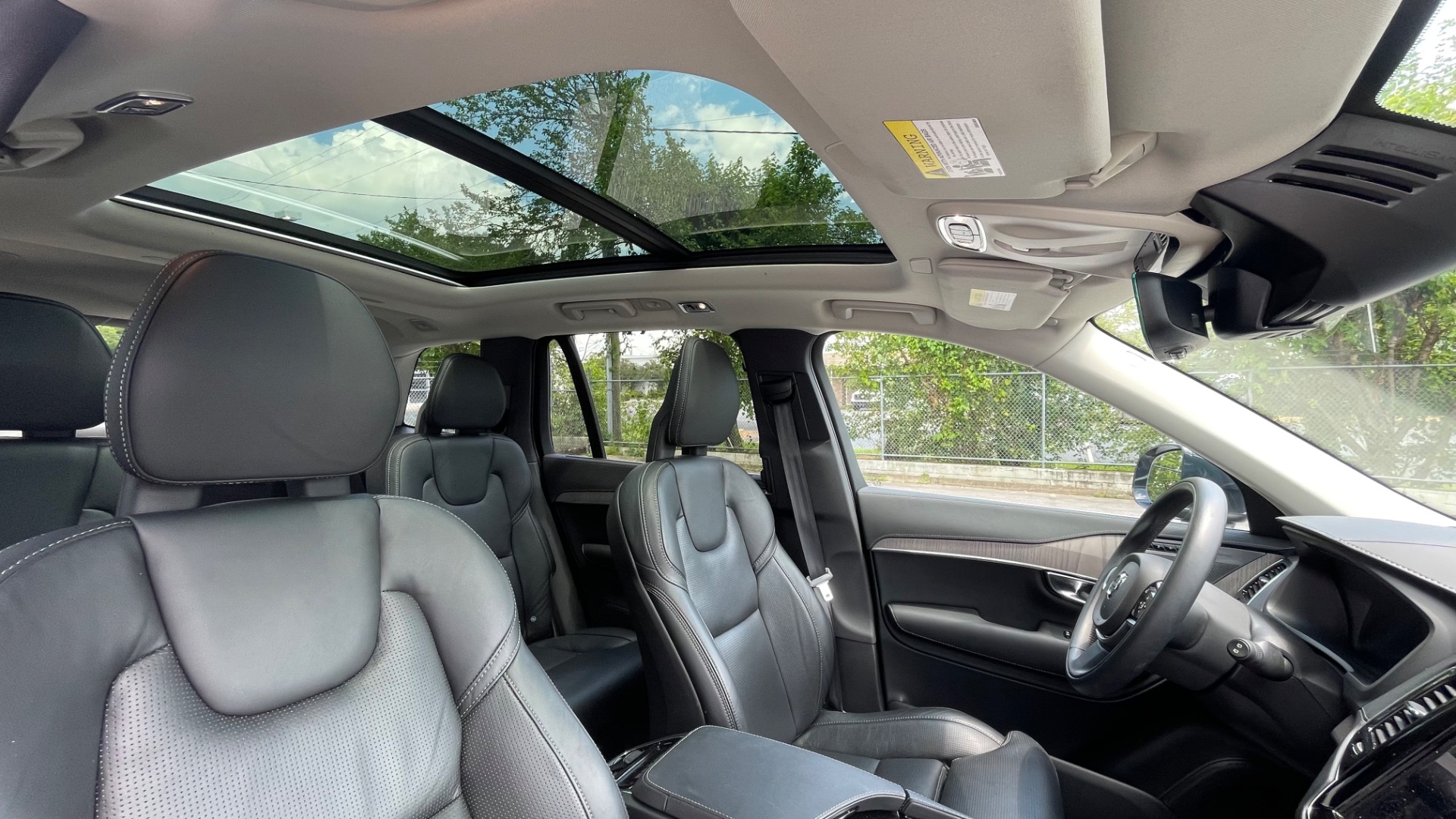 Used 2021 Volvo XC90 Inscription for sale $49,795 at Formula Imports in Charlotte NC 28227 42