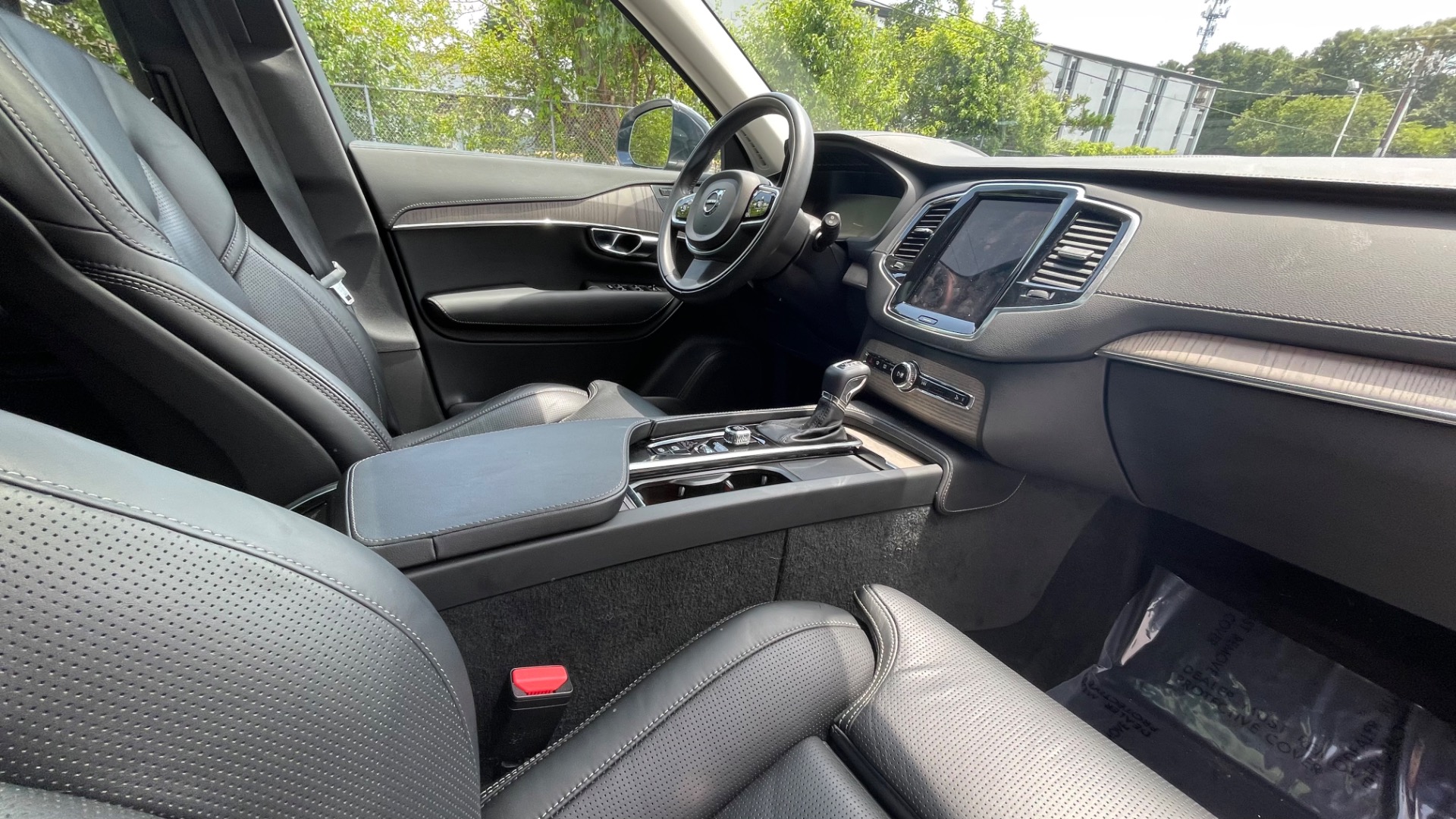 Used 2021 Volvo XC90 Inscription for sale $49,795 at Formula Imports in Charlotte NC 28227 43