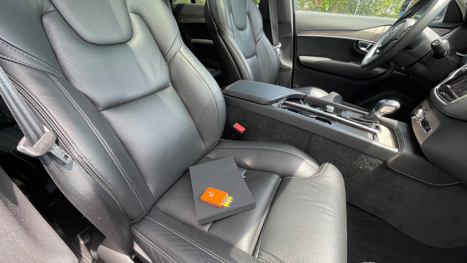 Used 2021 Volvo XC90 Inscription for sale $49,795 at Formula Imports in Charlotte NC 28227 45