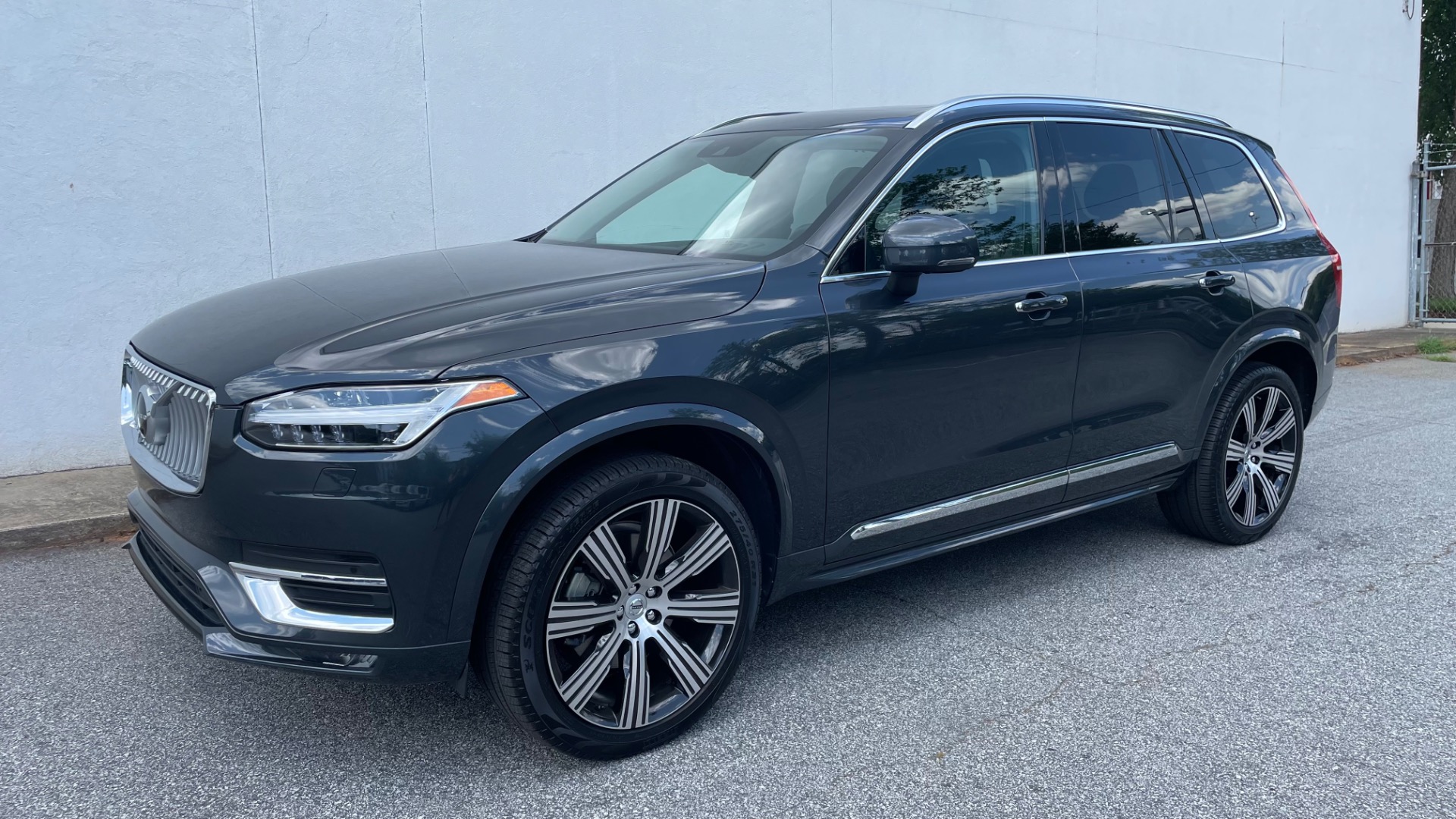 Used 2021 Volvo XC90 Inscription for sale $49,795 at Formula Imports in Charlotte NC 28227 6