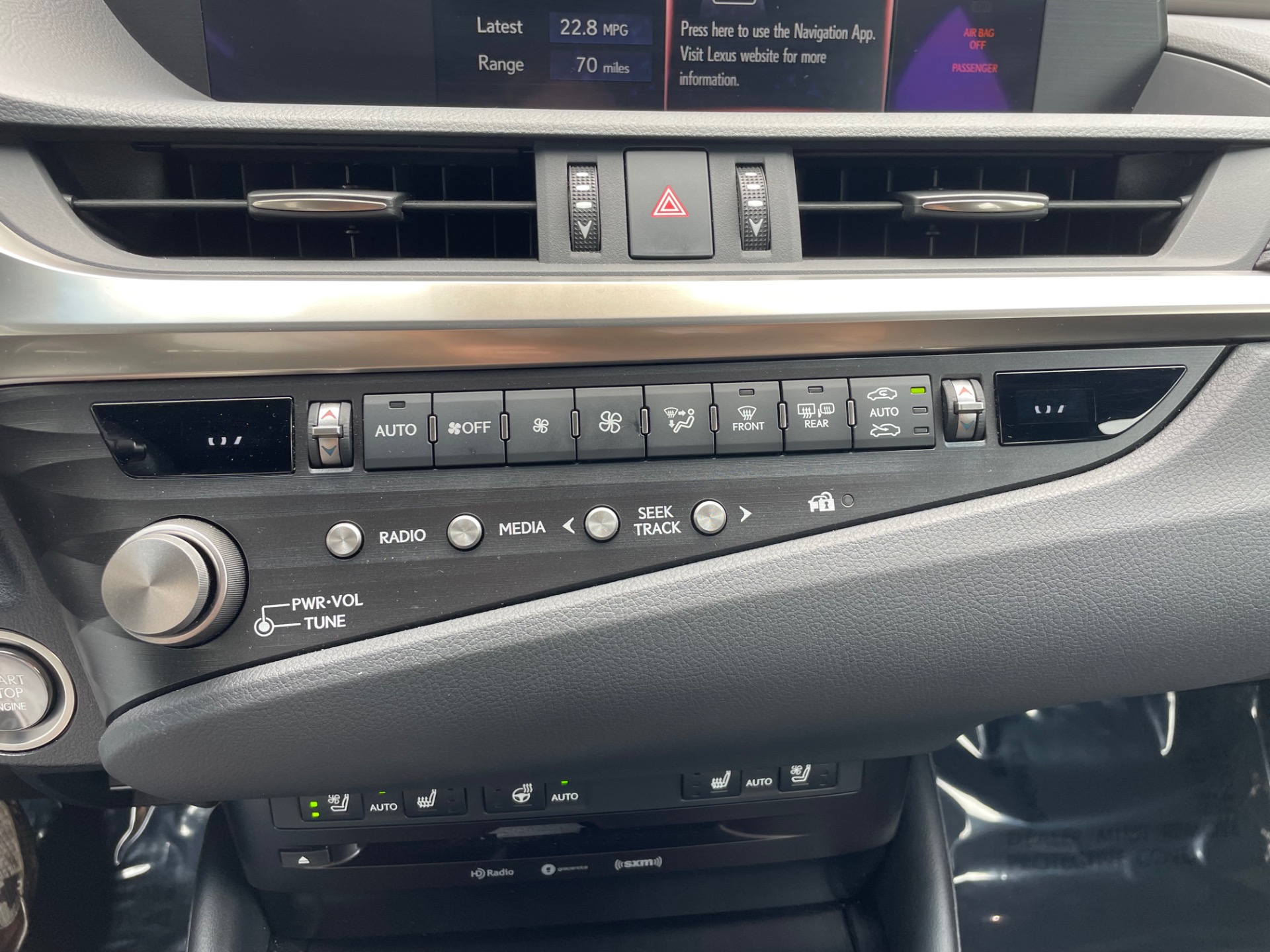 Used 2021 Lexus ES ES 250 F SPORT for sale $35,995 at Formula Imports in Charlotte NC 28227 29