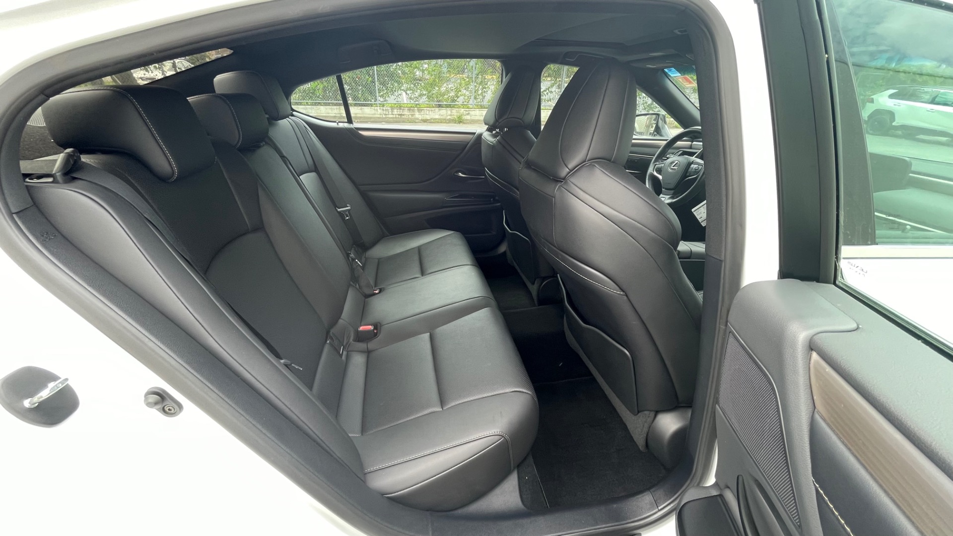 Used 2021 Lexus ES ES 250 F SPORT for sale $35,995 at Formula Imports in Charlotte NC 28227 49