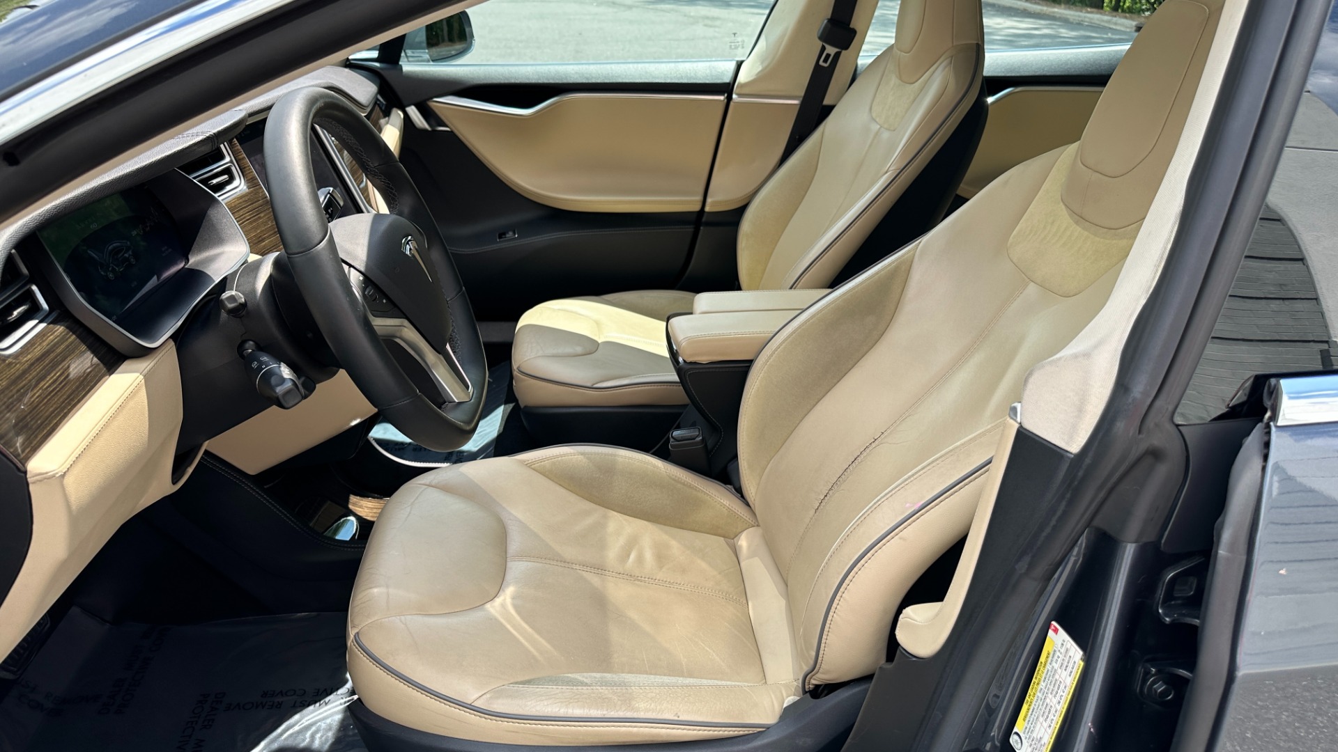 Used 2014 Tesla Model S 60 kWh Battery / 60D / PREMIUM CONNECTIVITY / LEATHER / SUNROOF for sale $22,995 at Formula Imports in Charlotte NC 28227 12