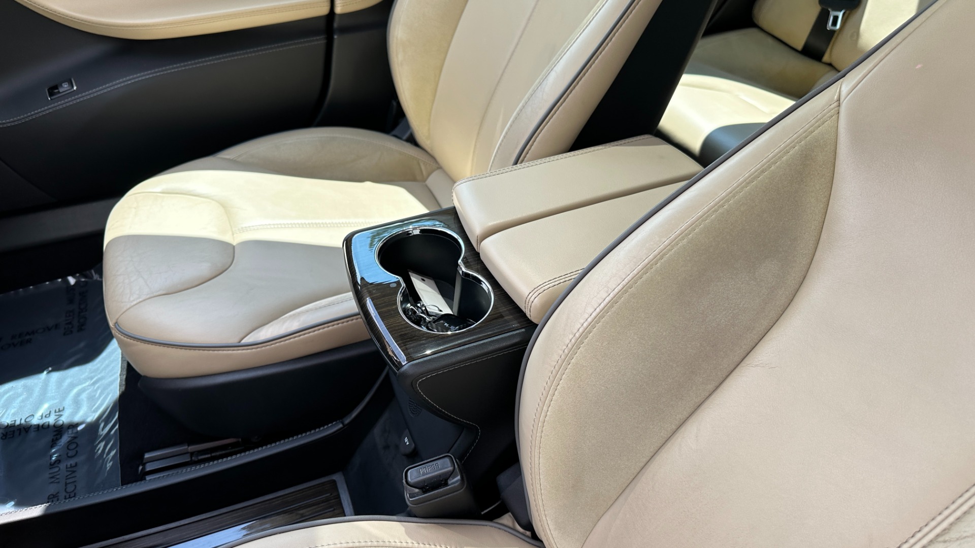 Used 2014 Tesla Model S 60 kWh Battery / 60D / PREMIUM CONNECTIVITY / LEATHER / SUNROOF for sale $19,995 at Formula Imports in Charlotte NC 28227 22