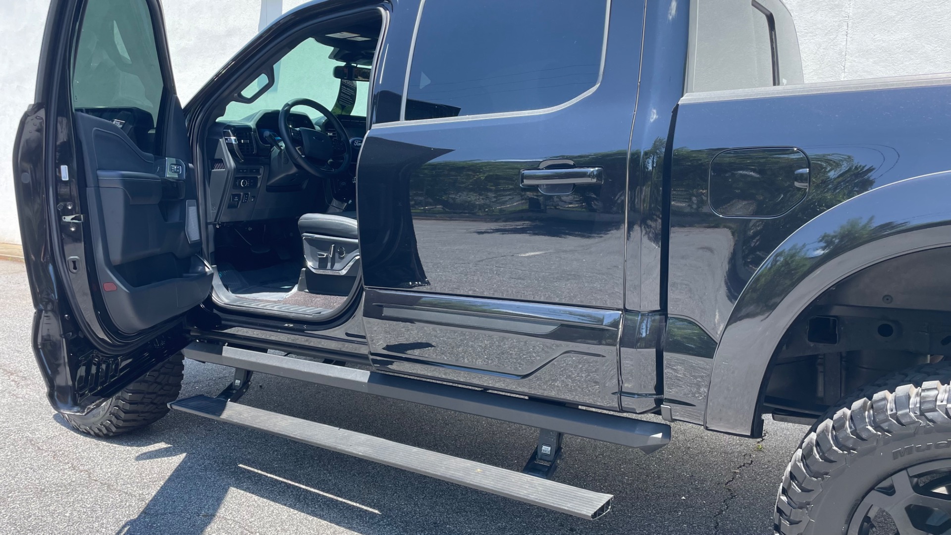 Used 2022 Ford F-150 LARIAT for sale Sold at Formula Imports in Charlotte NC 28227 14
