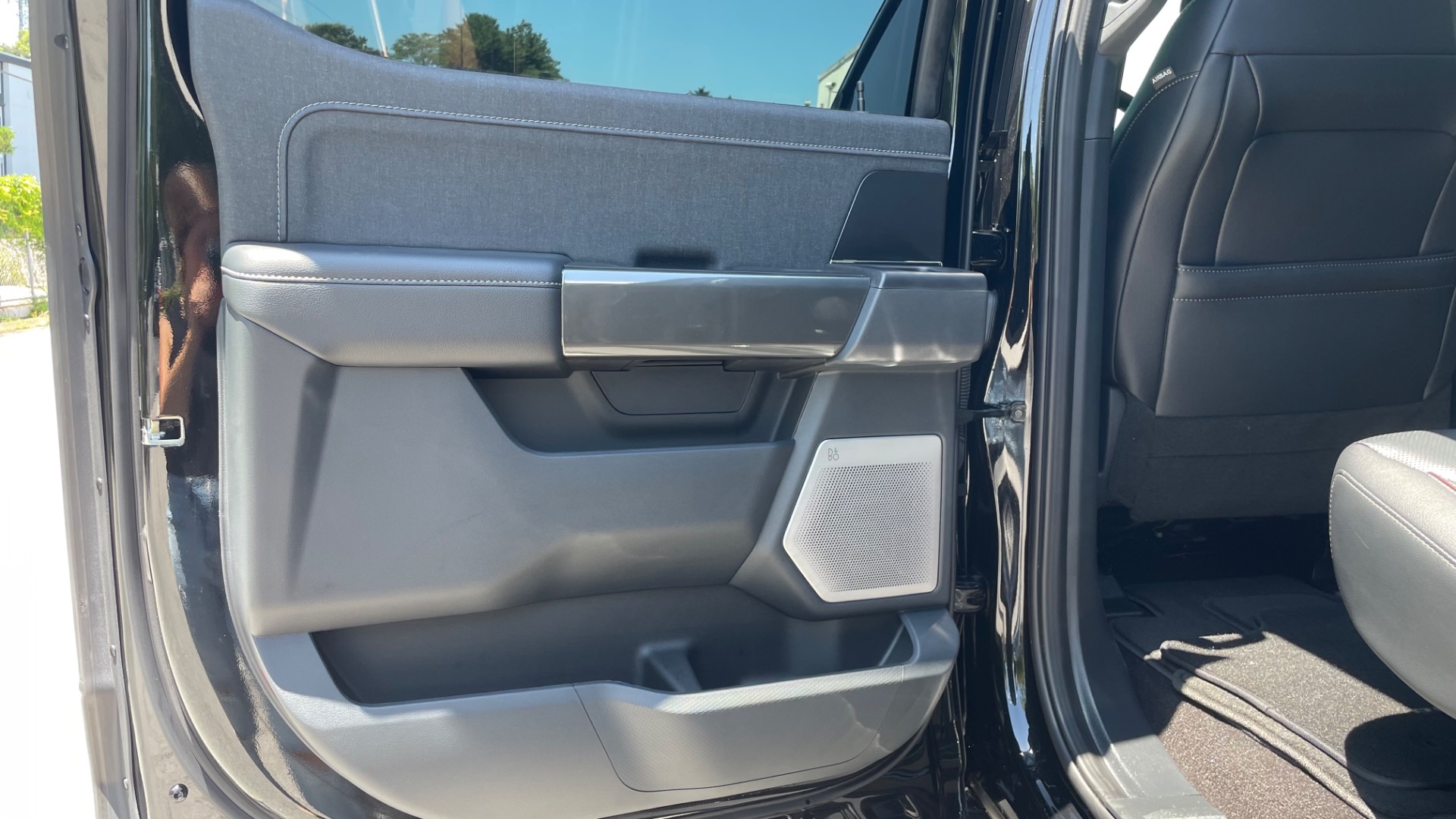 Used 2022 Ford F-150 LARIAT for sale Sold at Formula Imports in Charlotte NC 28227 25