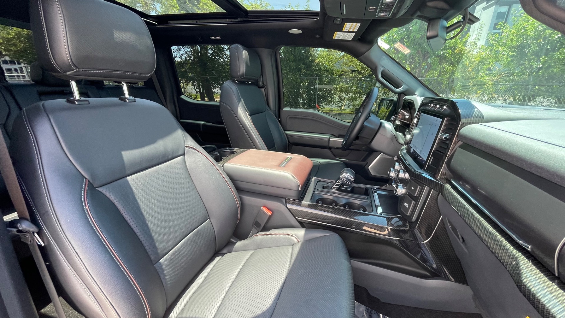 Used 2022 Ford F-150 LARIAT for sale Sold at Formula Imports in Charlotte NC 28227 34