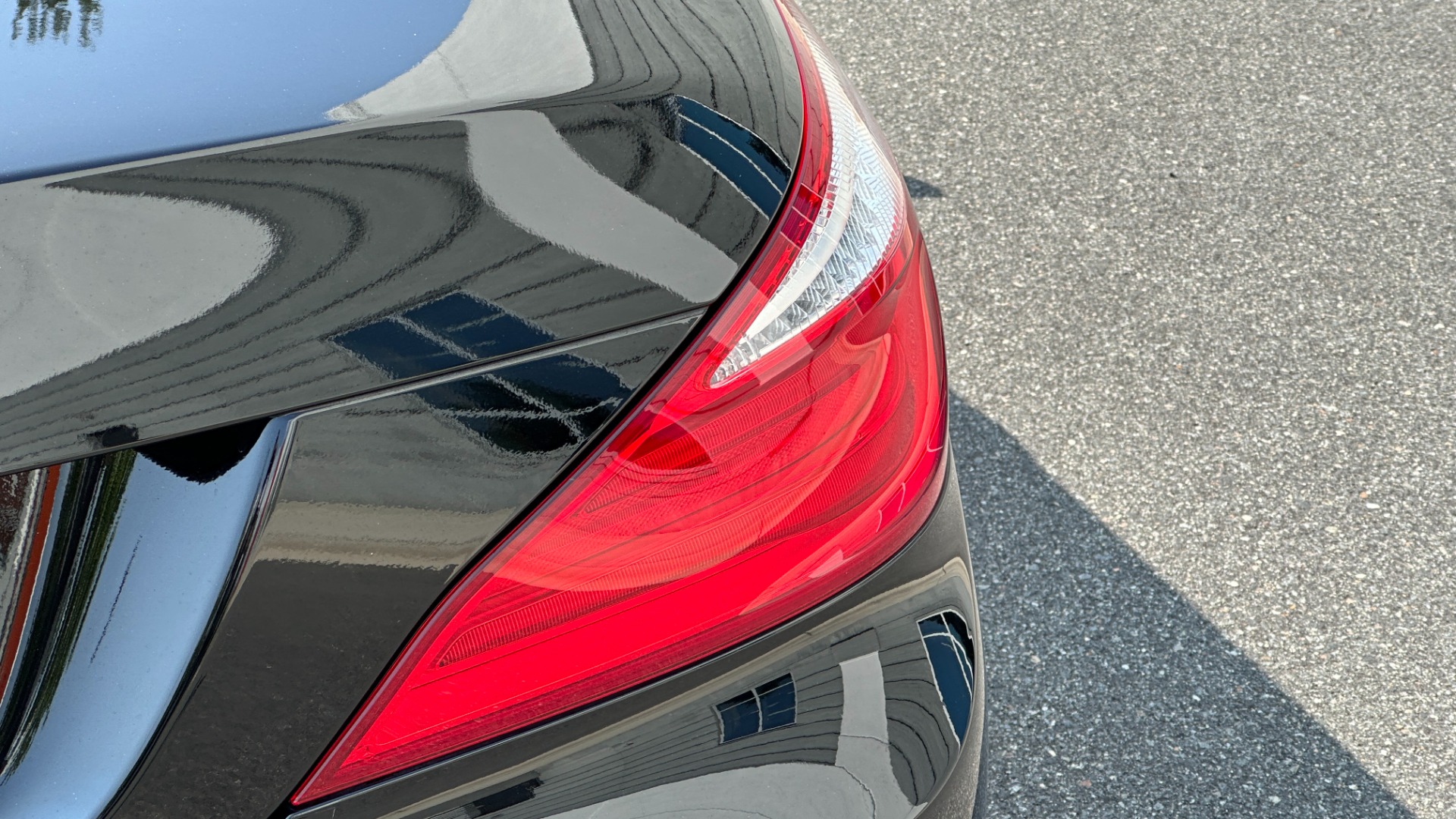 Used 2013 Mercedes-Benz SL-Class SL 550 / CONVERTIBLE / GLASS HARD TOP / NAV / V8 TURBO / RED BRAKES for sale Sold at Formula Imports in Charlotte NC 28227 37