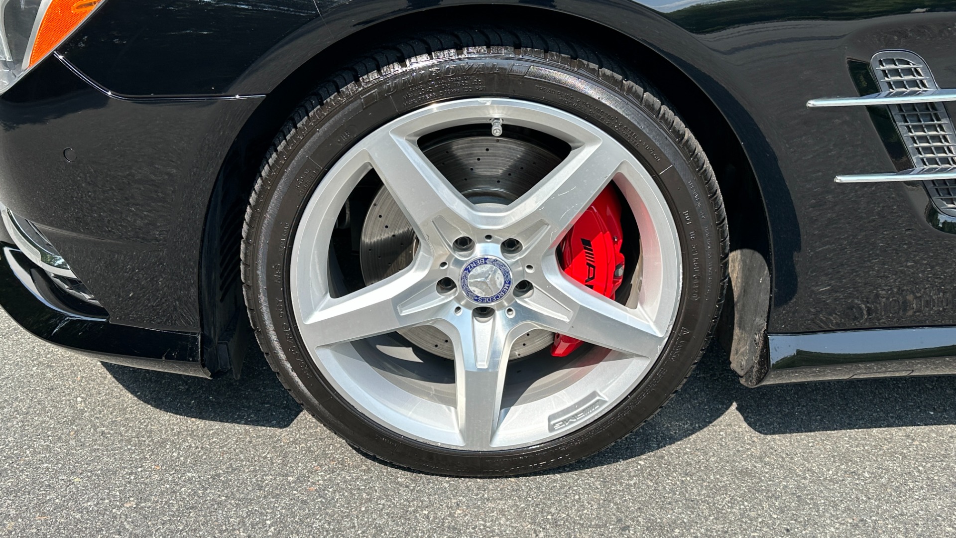 Used 2013 Mercedes-Benz SL-Class SL 550 / CONVERTIBLE / GLASS HARD TOP / NAV / V8 TURBO / RED BRAKES for sale Sold at Formula Imports in Charlotte NC 28227 47