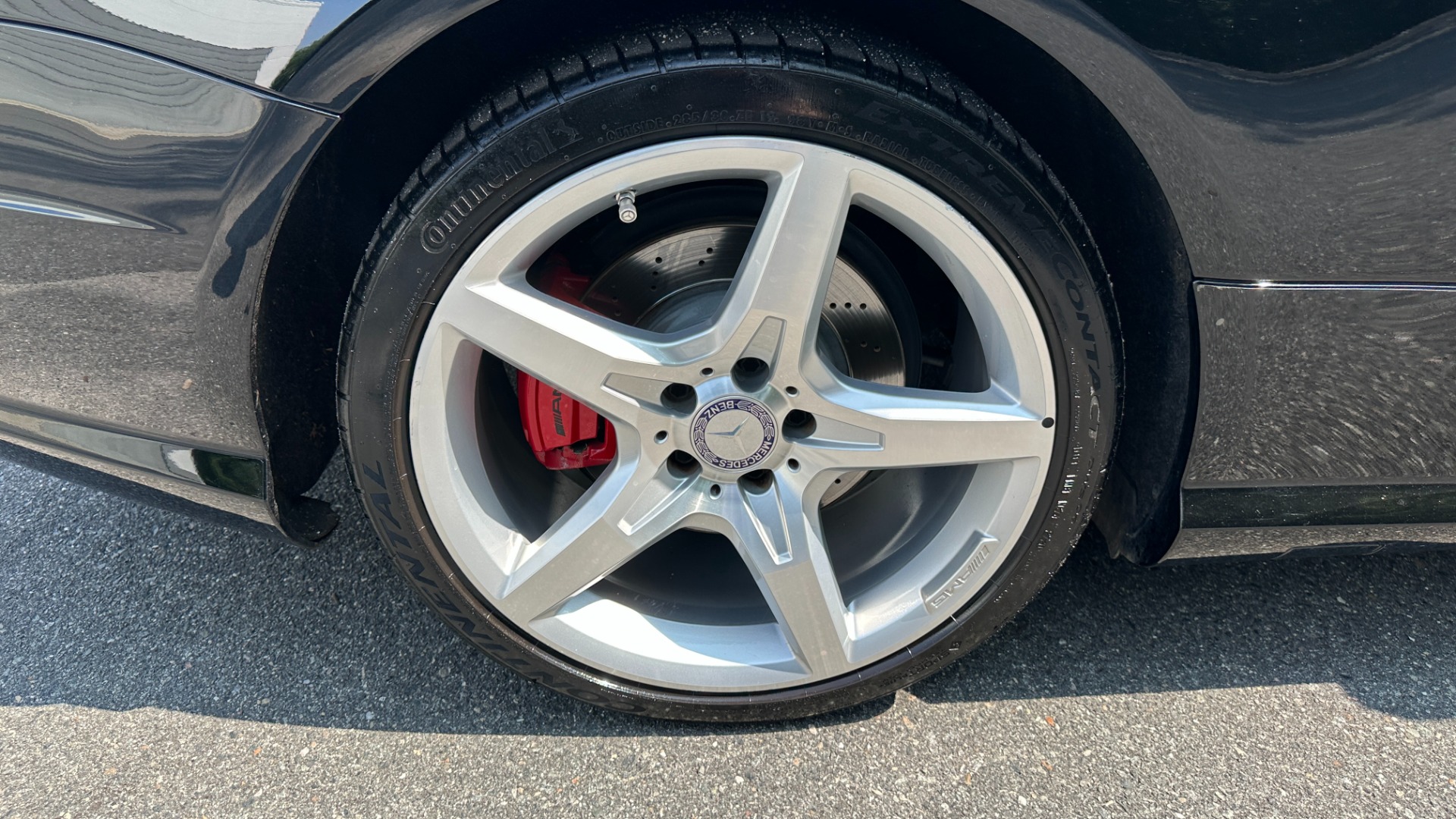 Used 2013 Mercedes-Benz SL-Class SL 550 / CONVERTIBLE / GLASS HARD TOP / NAV / V8 TURBO / RED BRAKES for sale Sold at Formula Imports in Charlotte NC 28227 49