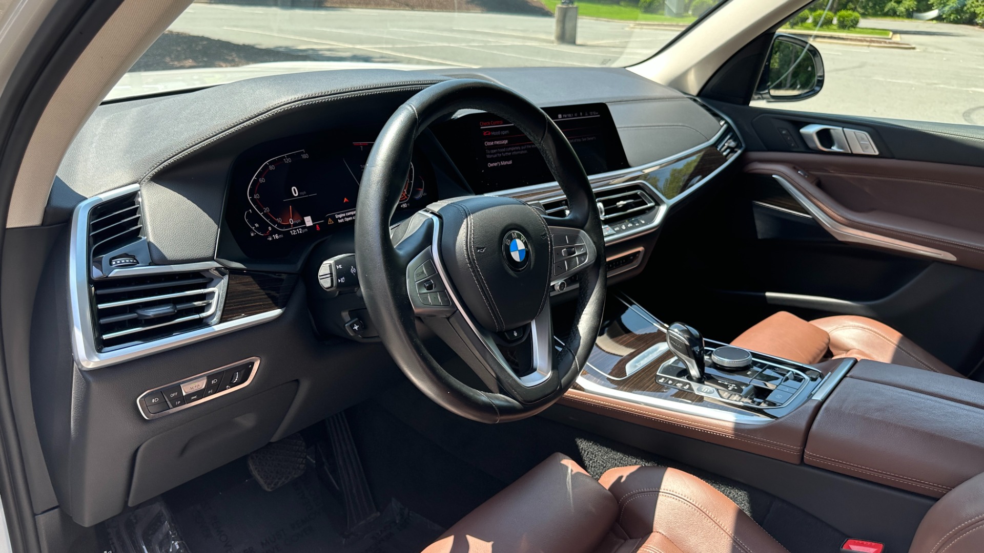 Used 2020 BMW X7 xDrive40i / HK SOUND / COLD WEATHER / REMOTE START / M SPORT BRAKES for sale Sold at Formula Imports in Charlotte NC 28227 11