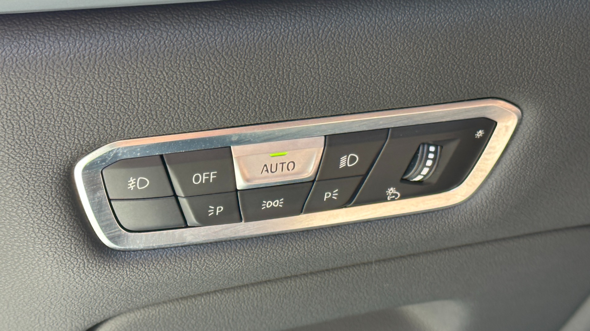 Used 2020 BMW X7 xDrive40i / HK SOUND / COLD WEATHER / REMOTE START / M SPORT BRAKES for sale Sold at Formula Imports in Charlotte NC 28227 16