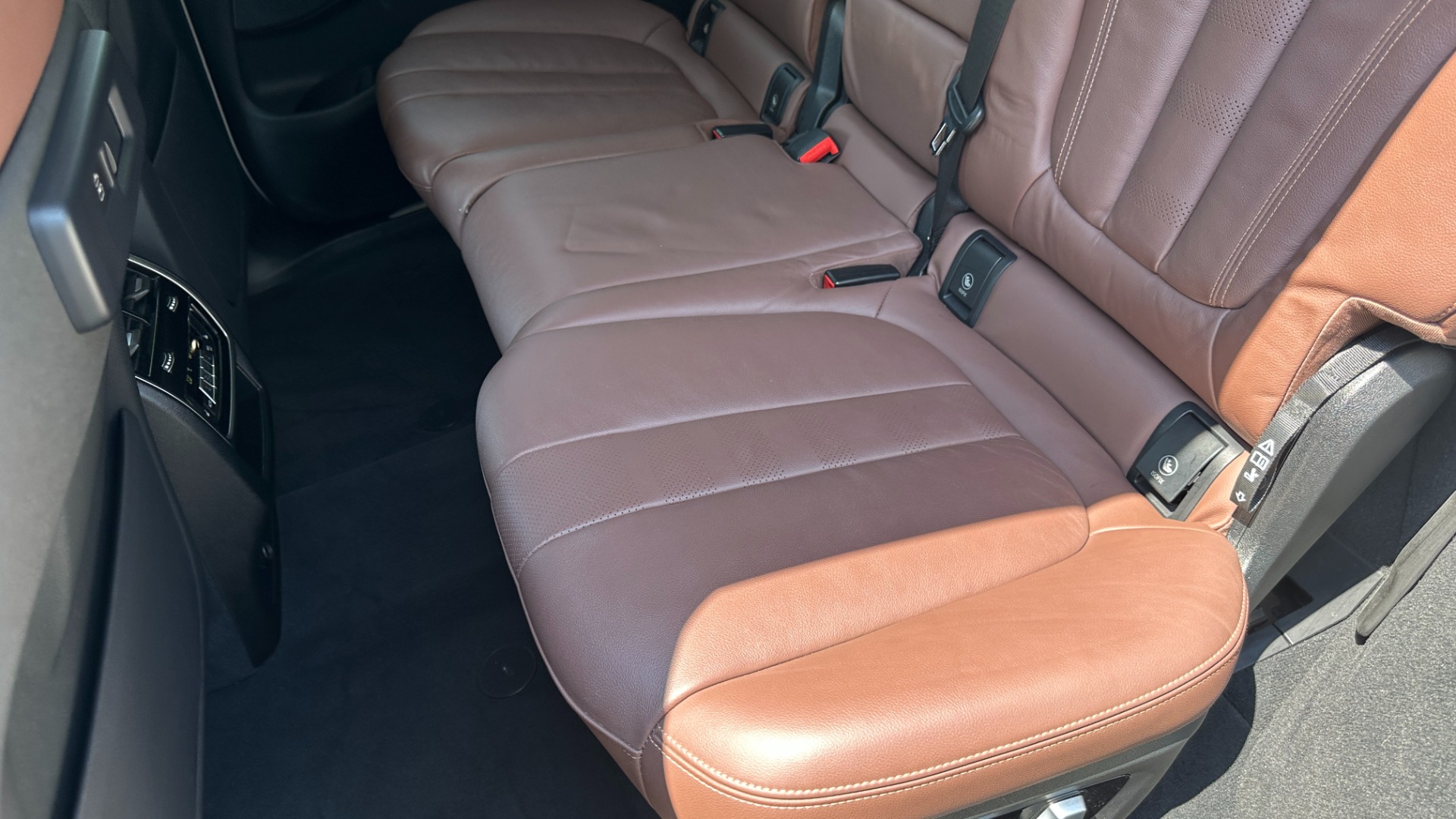 Used 2020 BMW X7 xDrive40i / HK SOUND / COLD WEATHER / REMOTE START / M SPORT BRAKES for sale $55,995 at Formula Imports in Charlotte NC 28227 29