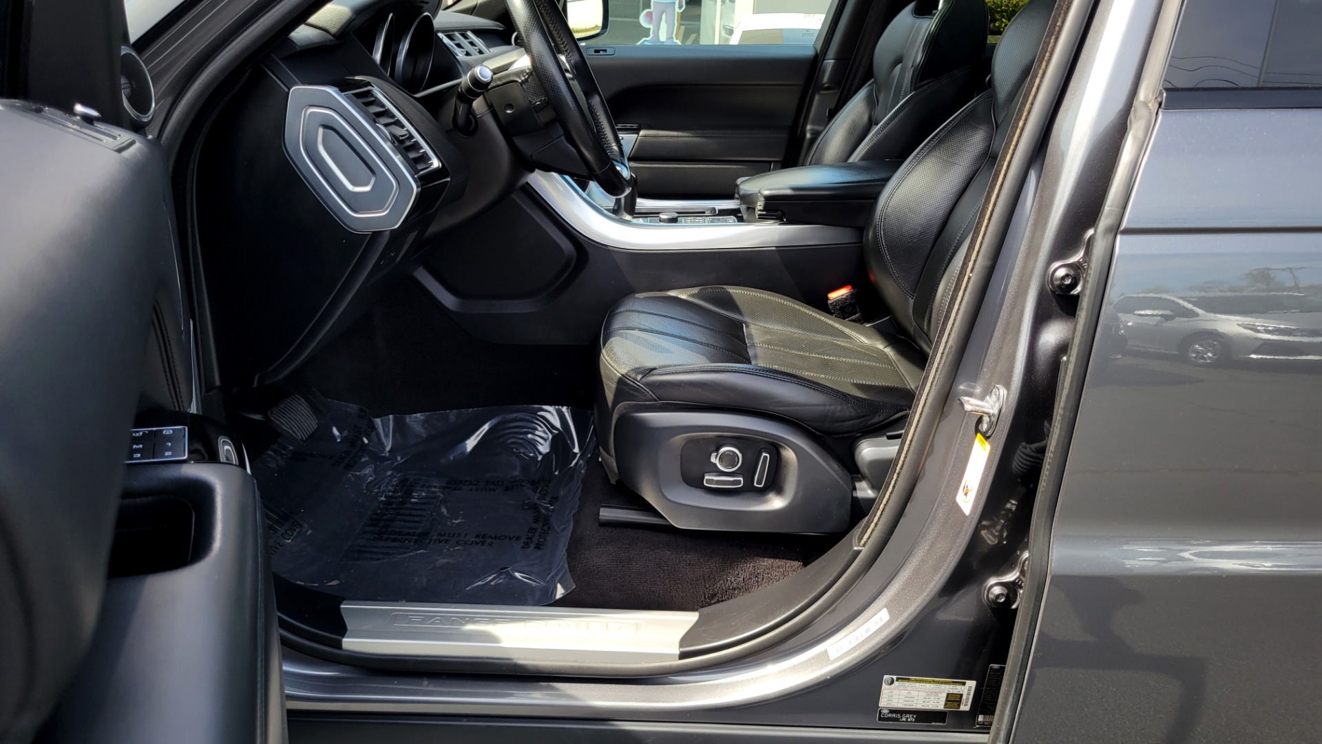 Used 2016 Land Rover RANGE ROVER SPORT SPORT SC V6 HSE / NAV / SUNROOF / HTD STS / REARVIEW for sale Sold at Formula Imports in Charlotte NC 28227 40