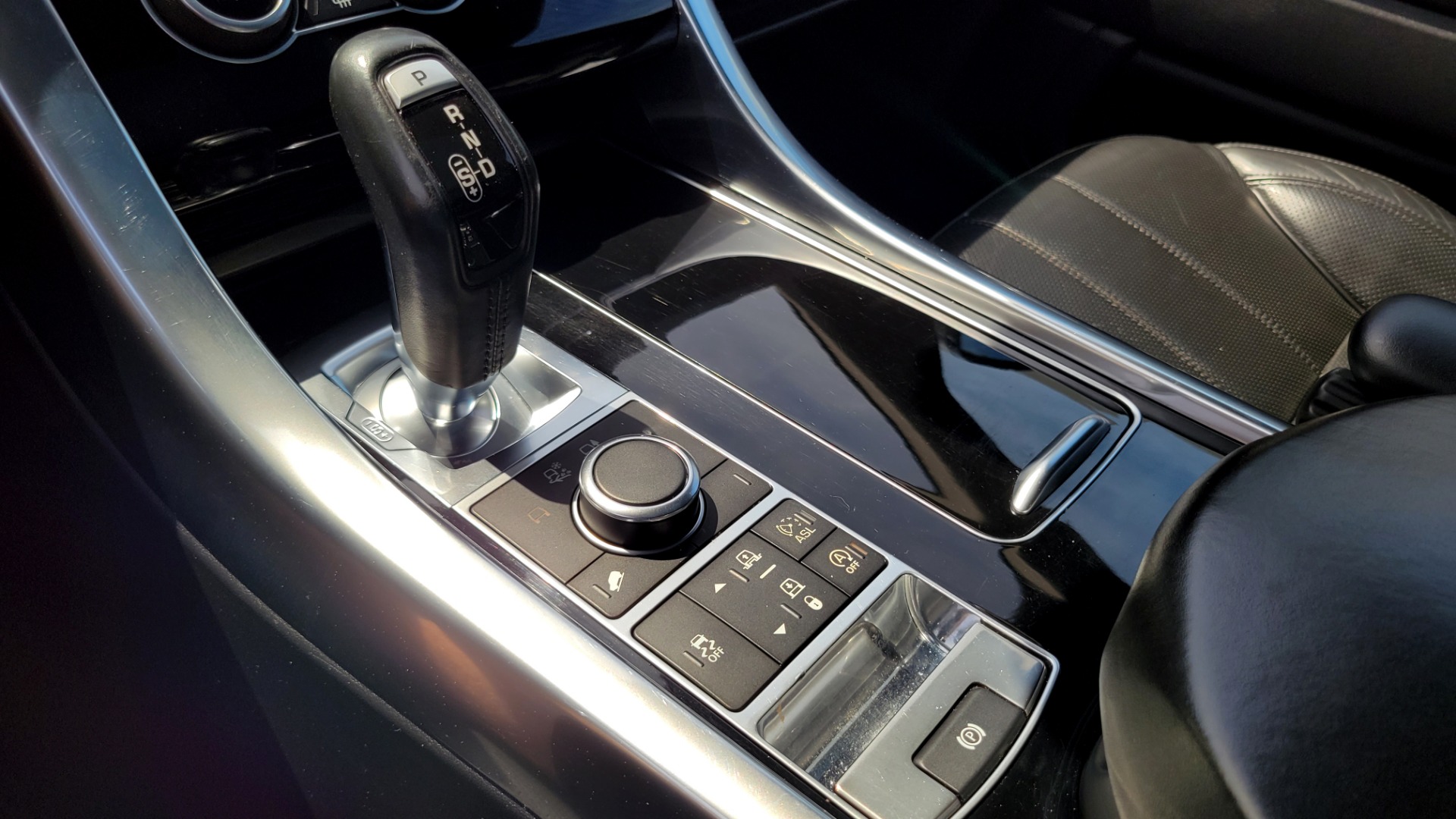 Used 2016 Land Rover RANGE ROVER SPORT SPORT SC V6 HSE / NAV / SUNROOF / HTD STS / REARVIEW for sale Sold at Formula Imports in Charlotte NC 28227 54