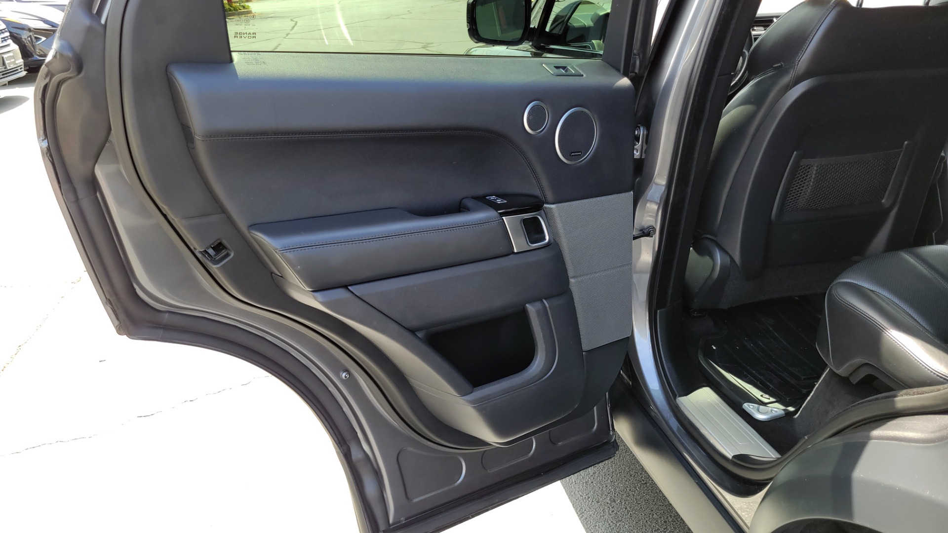 Used 2016 Land Rover RANGE ROVER SPORT SPORT SC V6 HSE / NAV / SUNROOF / HTD STS / REARVIEW for sale Sold at Formula Imports in Charlotte NC 28227 59