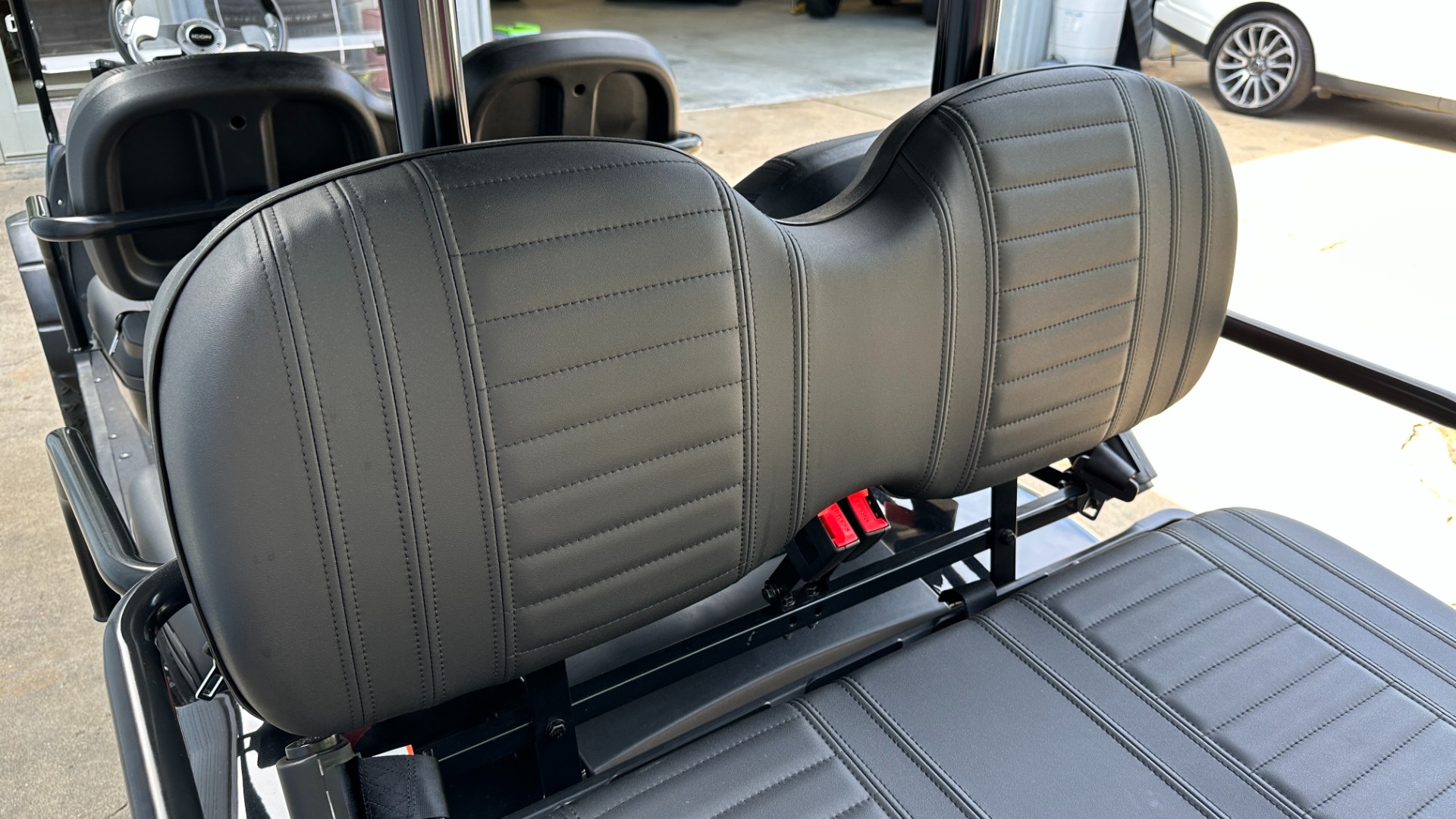 Used 2023 Icon I60L LIFTED BLUETOOTH STEREO for sale $13,488 at Formula Imports in Charlotte NC 28227 17