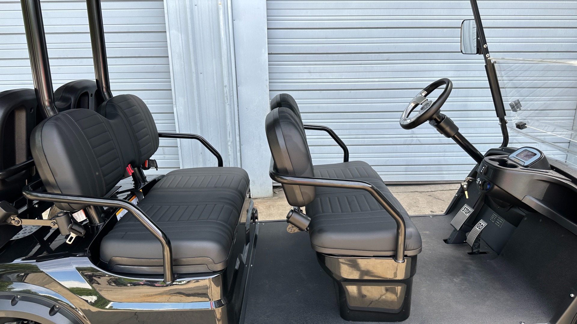 Used 2023 Icon I60L LIFTED BLUETOOTH STEREO for sale Sold at Formula Imports in Charlotte NC 28227 18