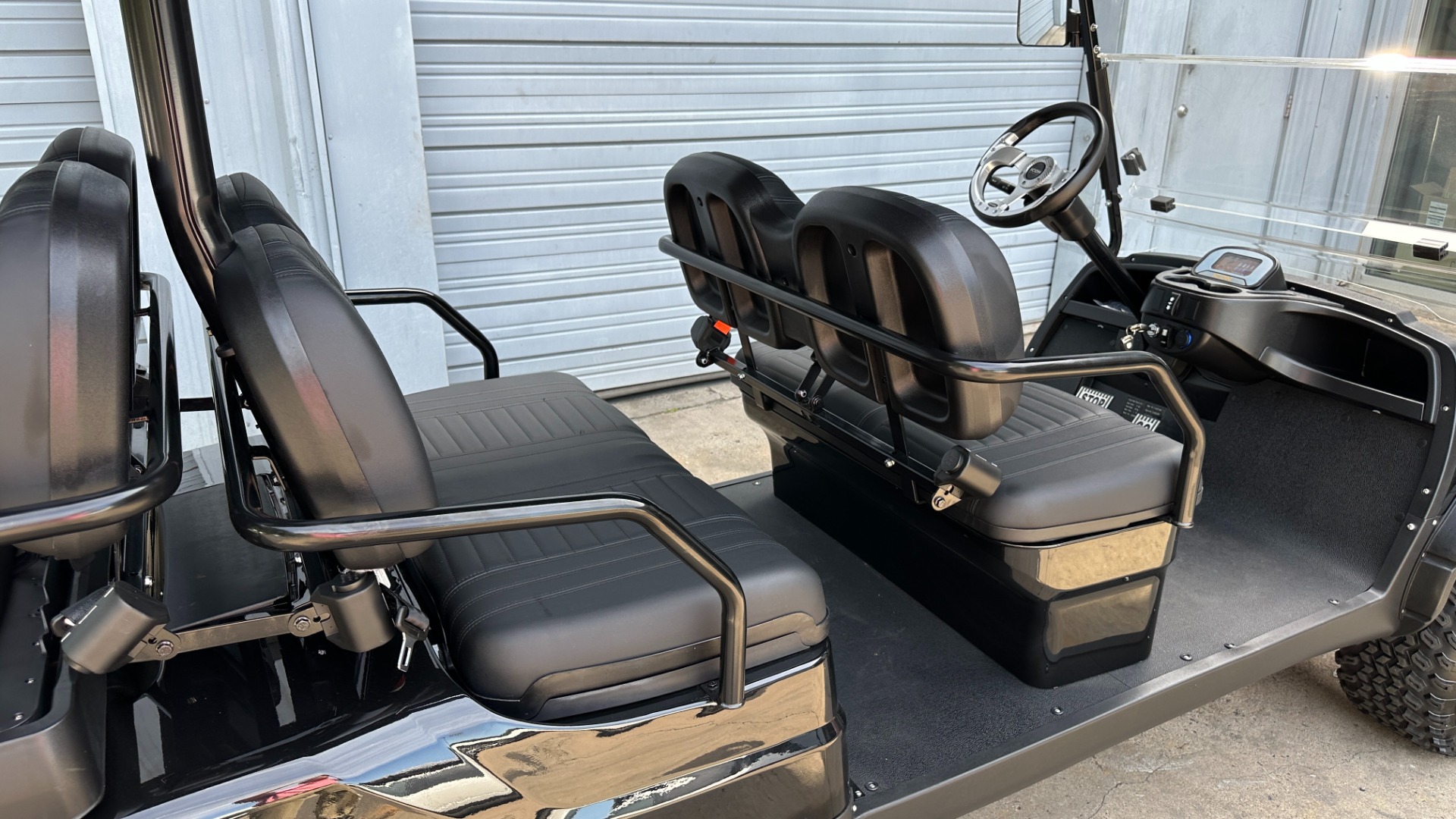 Used 2023 Icon I60L LIFTED BLUETOOTH STEREO for sale $13,488 at Formula Imports in Charlotte NC 28227 19