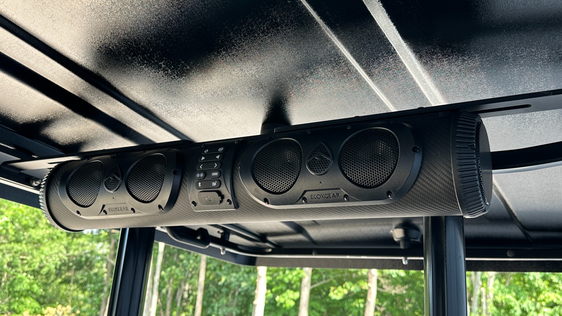 Used 2023 Icon I60L LIFTED BLUETOOTH STEREO for sale $13,488 at Formula Imports in Charlotte NC 28227 22