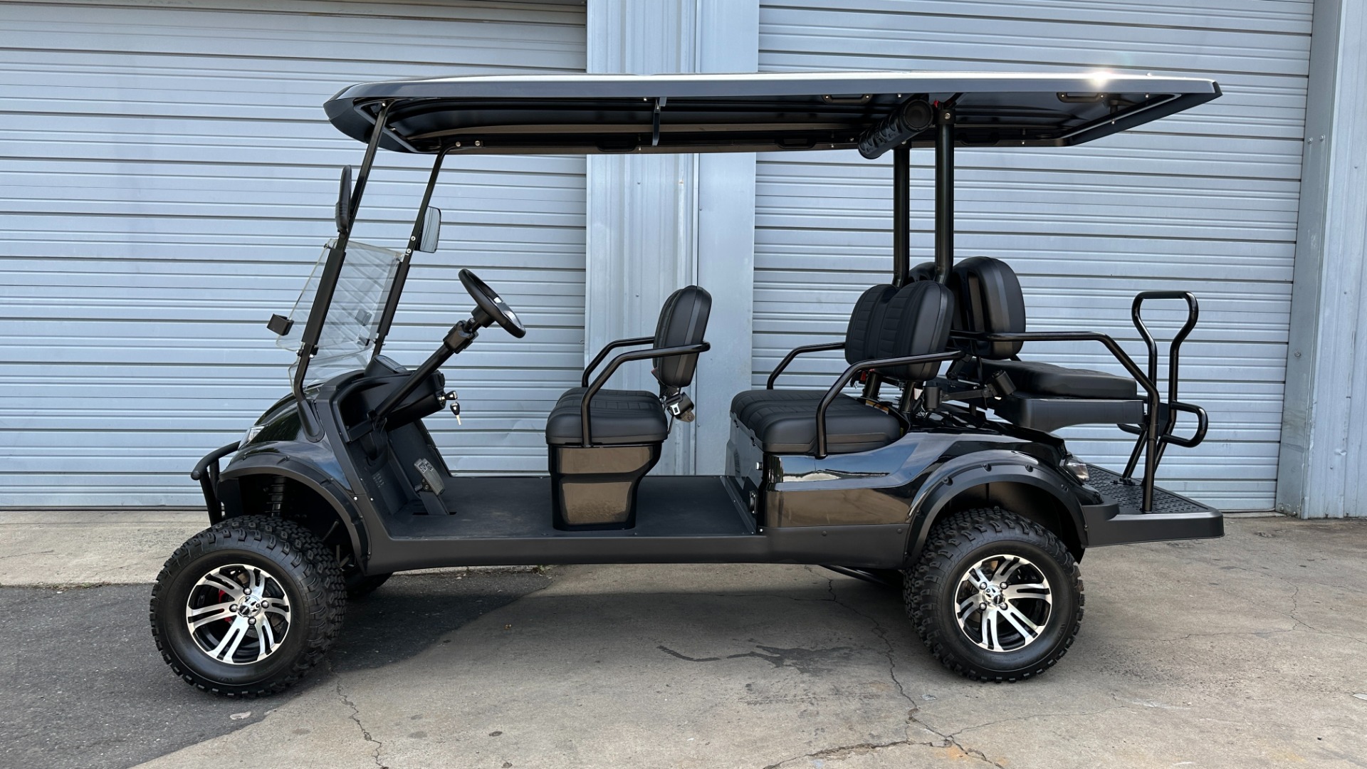 Used 2023 Icon I60L LIFTED BLUETOOTH STEREO for sale $13,488 at Formula Imports in Charlotte NC 28227 9