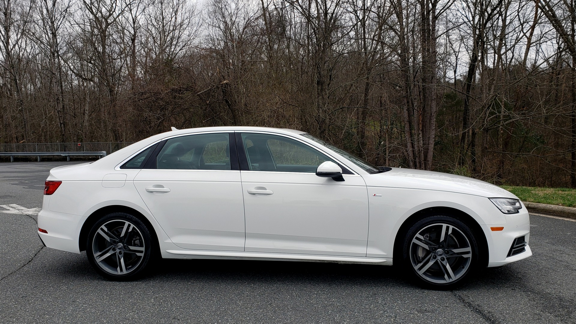 Used 2017 Audi A4 PREMIUM PLUS / TECH / CLD WTHR / NAV / SUNROOF for sale Sold at Formula Imports in Charlotte NC 28227 5