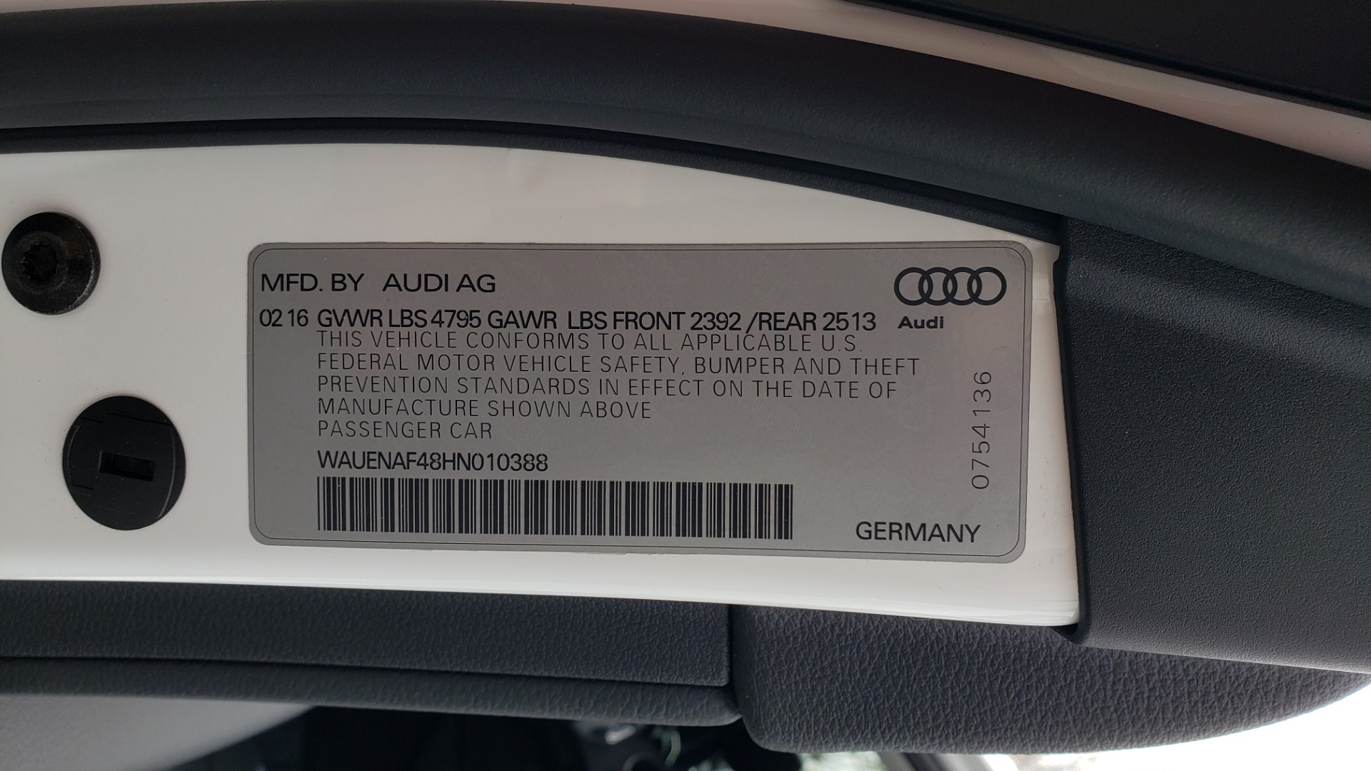 Used 2017 Audi A4 PREMIUM PLUS / TECH / CLD WTHR / NAV / SUNROOF for sale Sold at Formula Imports in Charlotte NC 28227 91