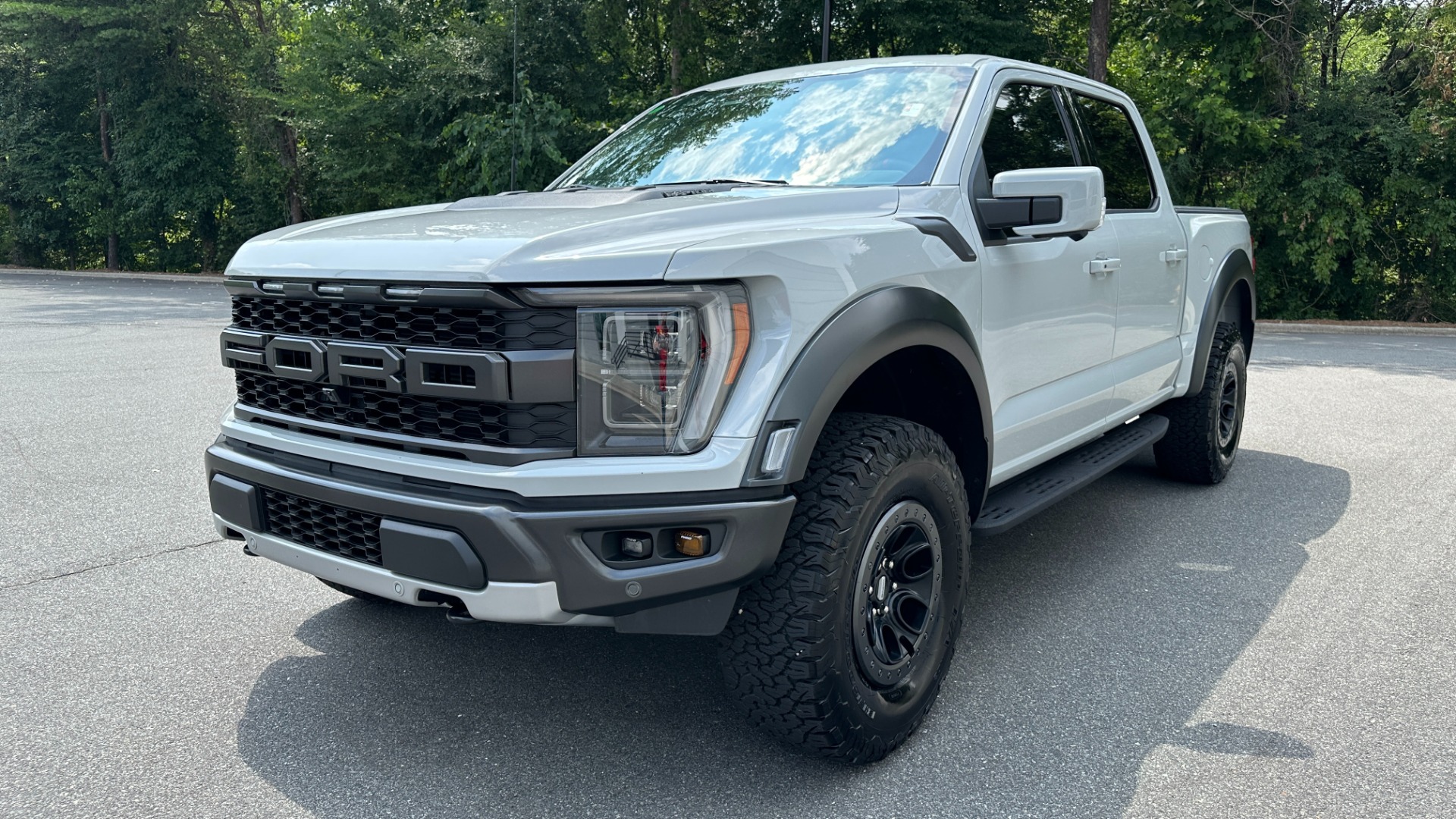 Used 2023 Ford F-150 RAPTOR / 17IN WHEELS / ALL TERRAIN TIRES / TOUCHSCREEN for sale Sold at Formula Imports in Charlotte NC 28227 5