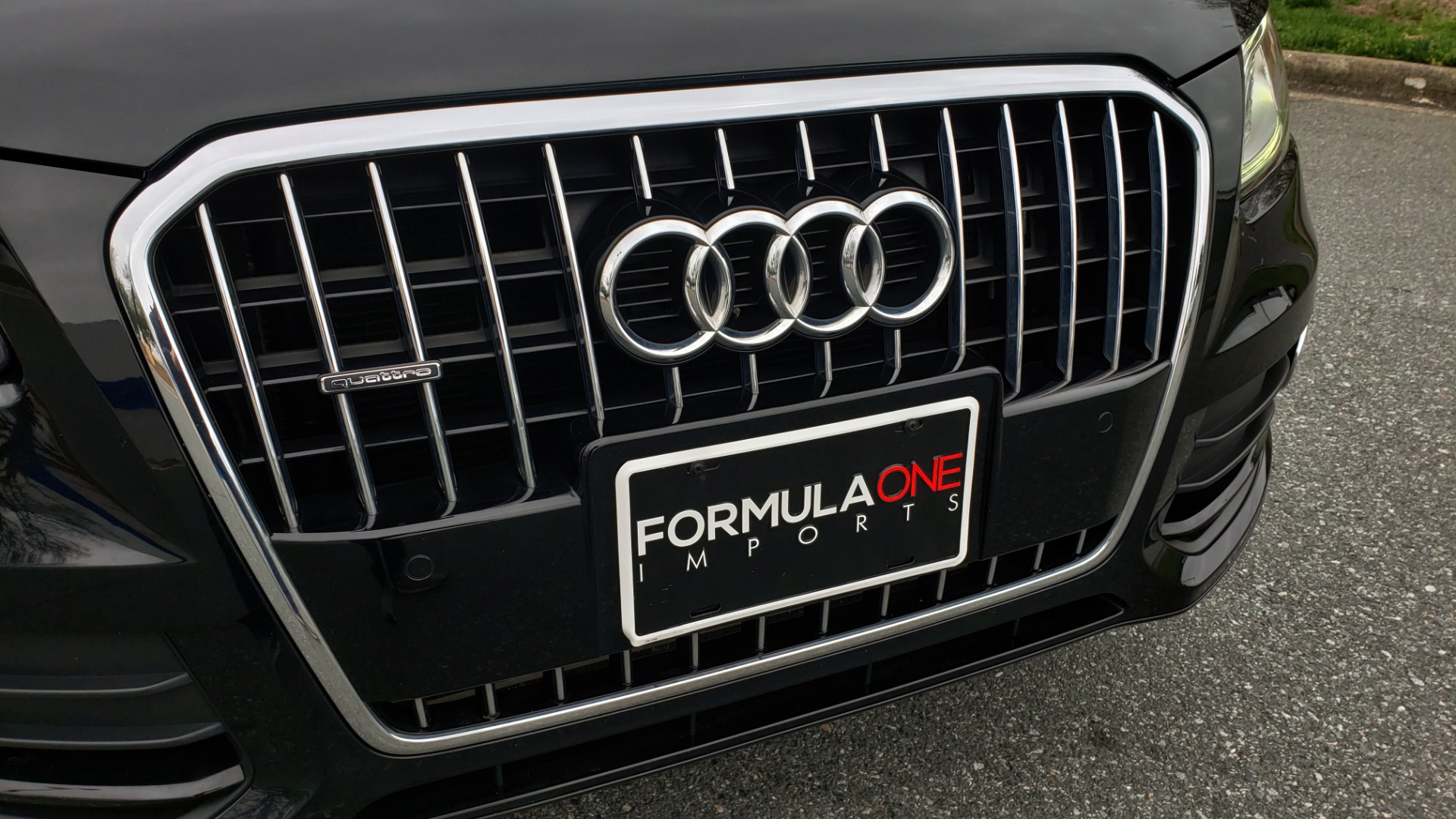 Used 2017 Audi Q5 PREMIUM PLUS / TECH PKG / NAV / SUNROOF / REARVIEW for sale Sold at Formula Imports in Charlotte NC 28227 22