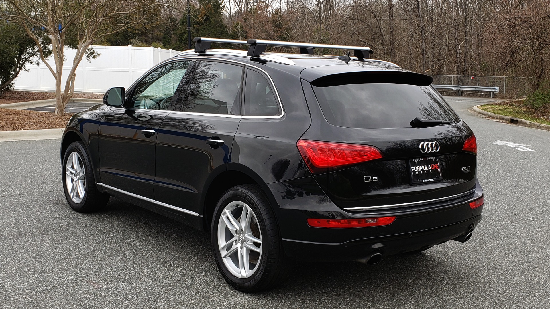 Used 2017 Audi Q5 PREMIUM PLUS / TECH PKG / NAV / SUNROOF / REARVIEW for sale Sold at Formula Imports in Charlotte NC 28227 3
