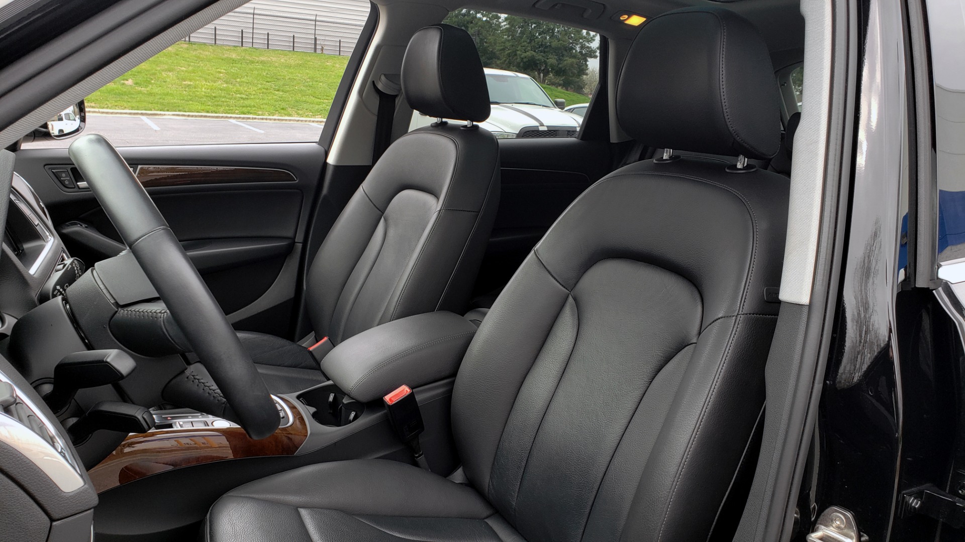 Used 2017 Audi Q5 PREMIUM PLUS / TECH PKG / NAV / SUNROOF / REARVIEW for sale Sold at Formula Imports in Charlotte NC 28227 36