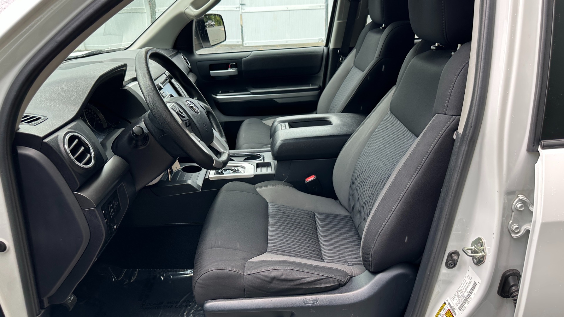 Used 2017 Toyota Tundra 4WD SR5 for sale $32,795 at Formula Imports in Charlotte NC 28227 17